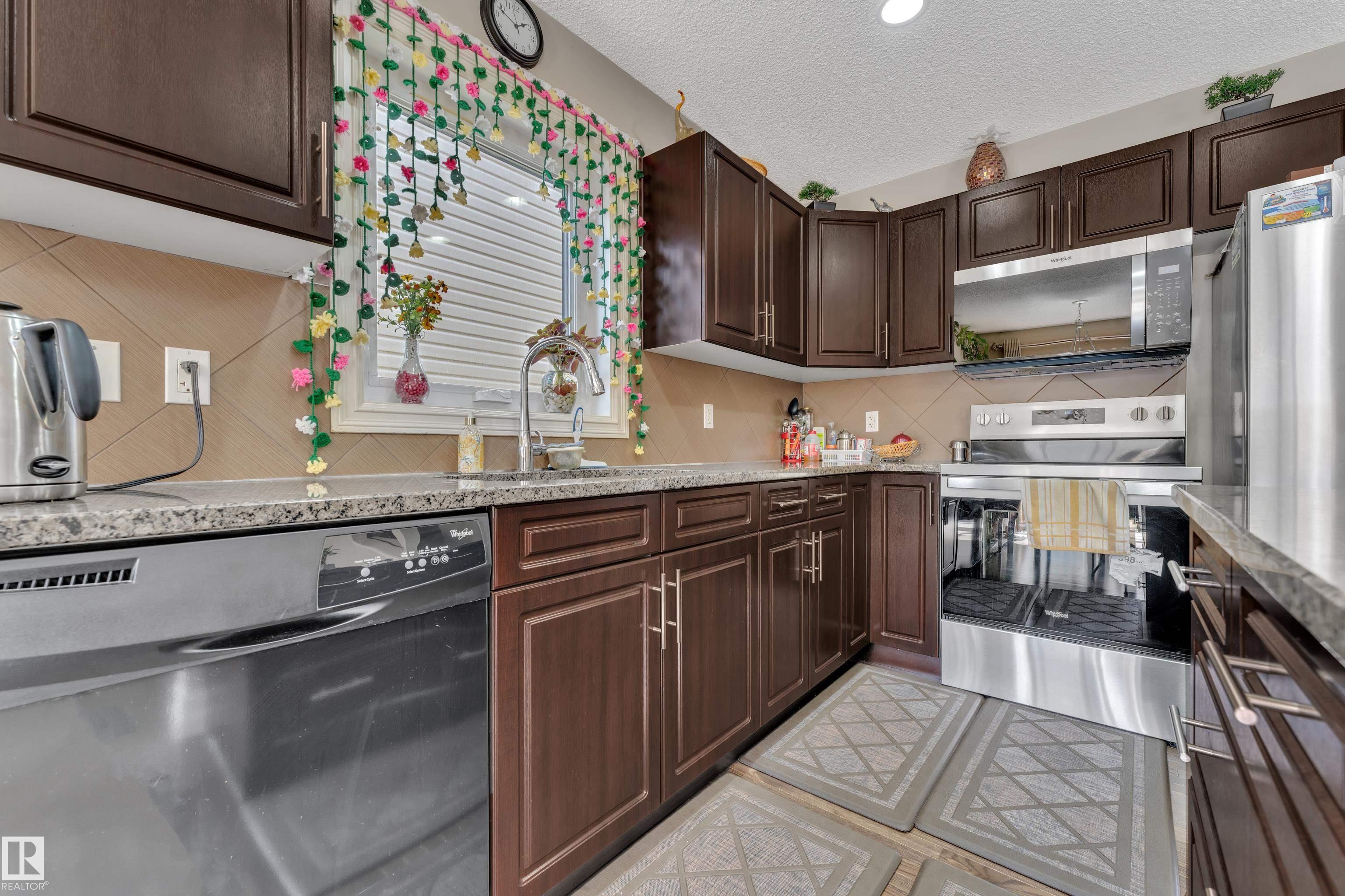 Photo 15 at 24 - 655 Tamarack Road NW, Tamarack, Edmonton