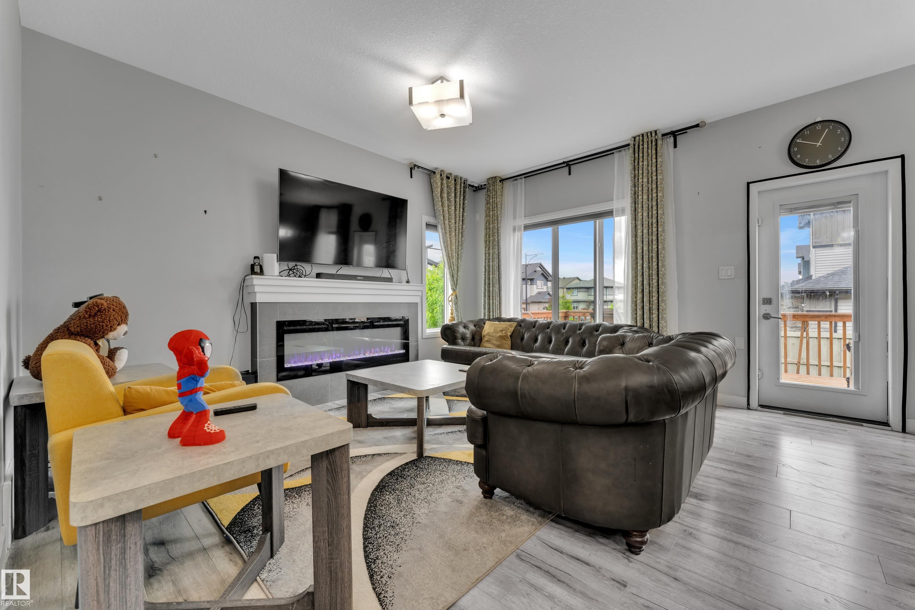 Photo 10 at 7245 Chivers Place SW, Chappelle Area, Edmonton