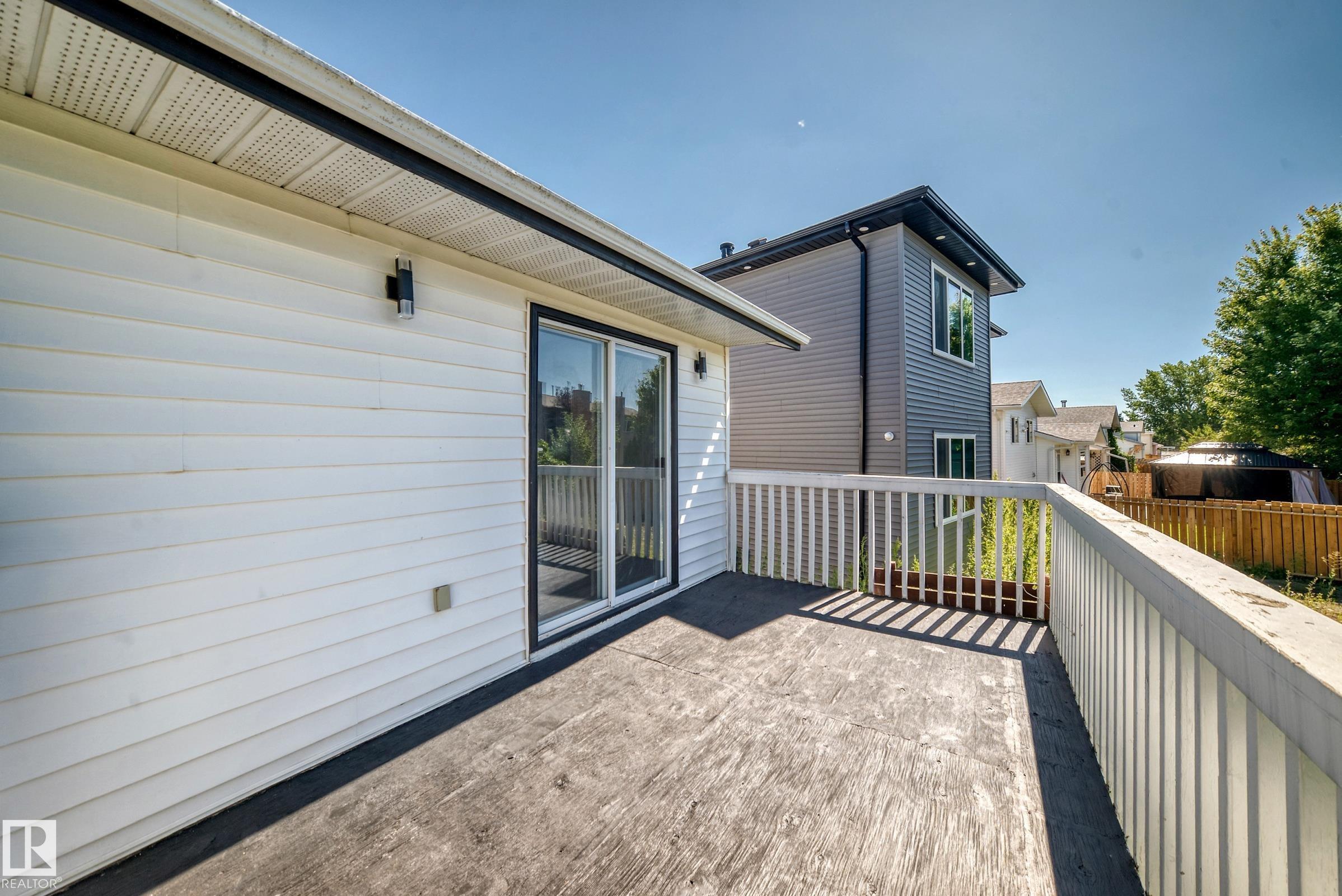 Photo 17 at 17816 94 Street NW, Lago Lindo, Edmonton