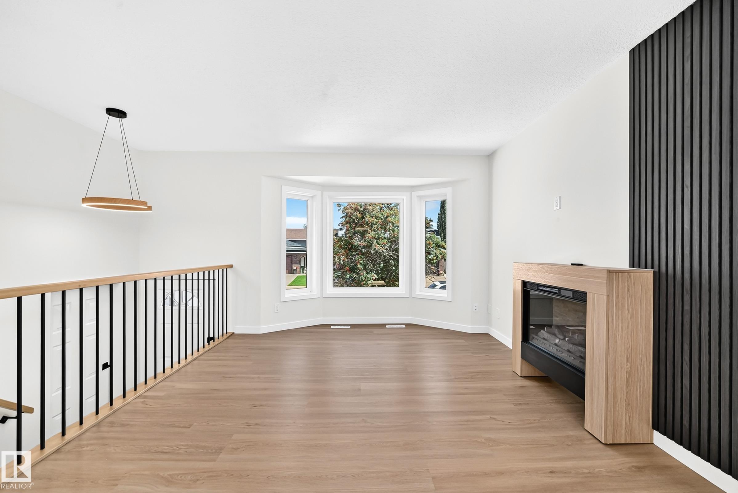 Photo 22 at 17816 94 Street NW, Lago Lindo, Edmonton