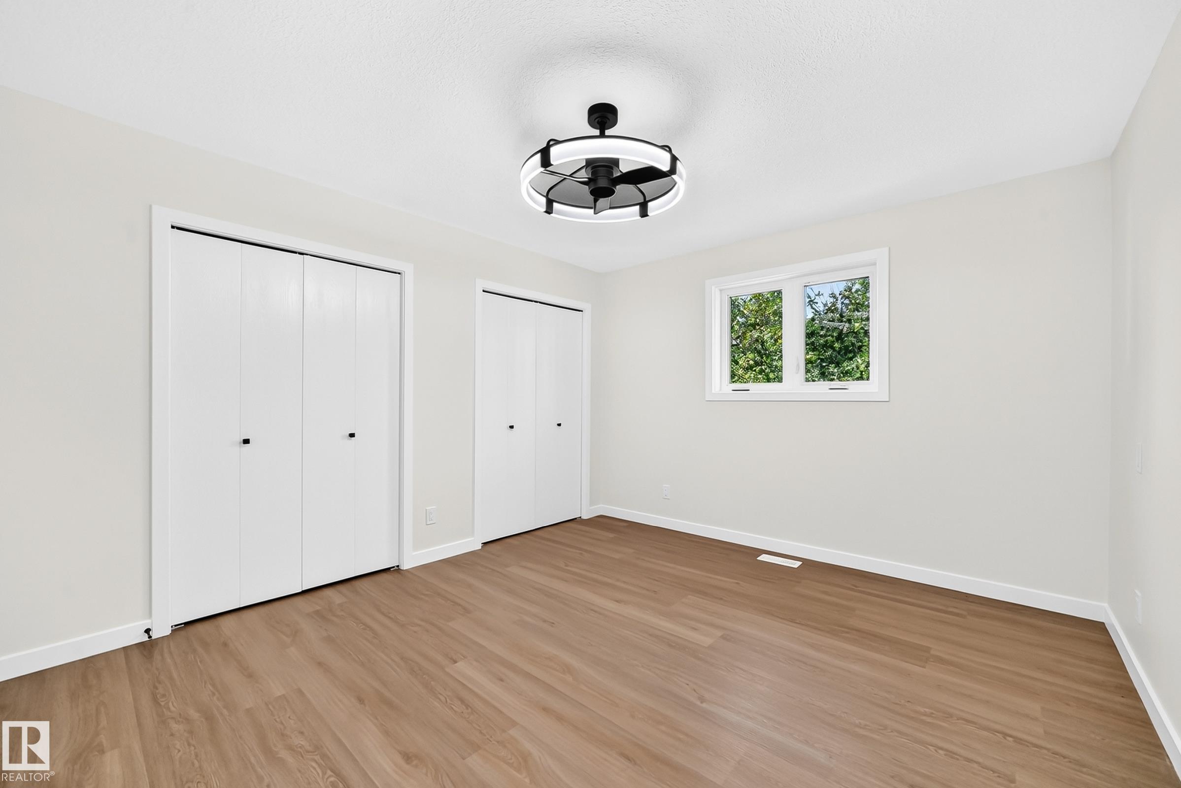 Photo 32 at 17816 94 Street NW, Lago Lindo, Edmonton