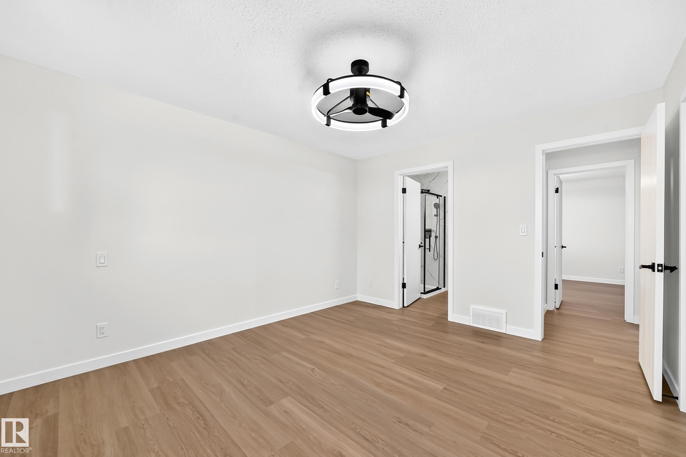 Photo 34 at 17816 94 Street NW, Lago Lindo, Edmonton