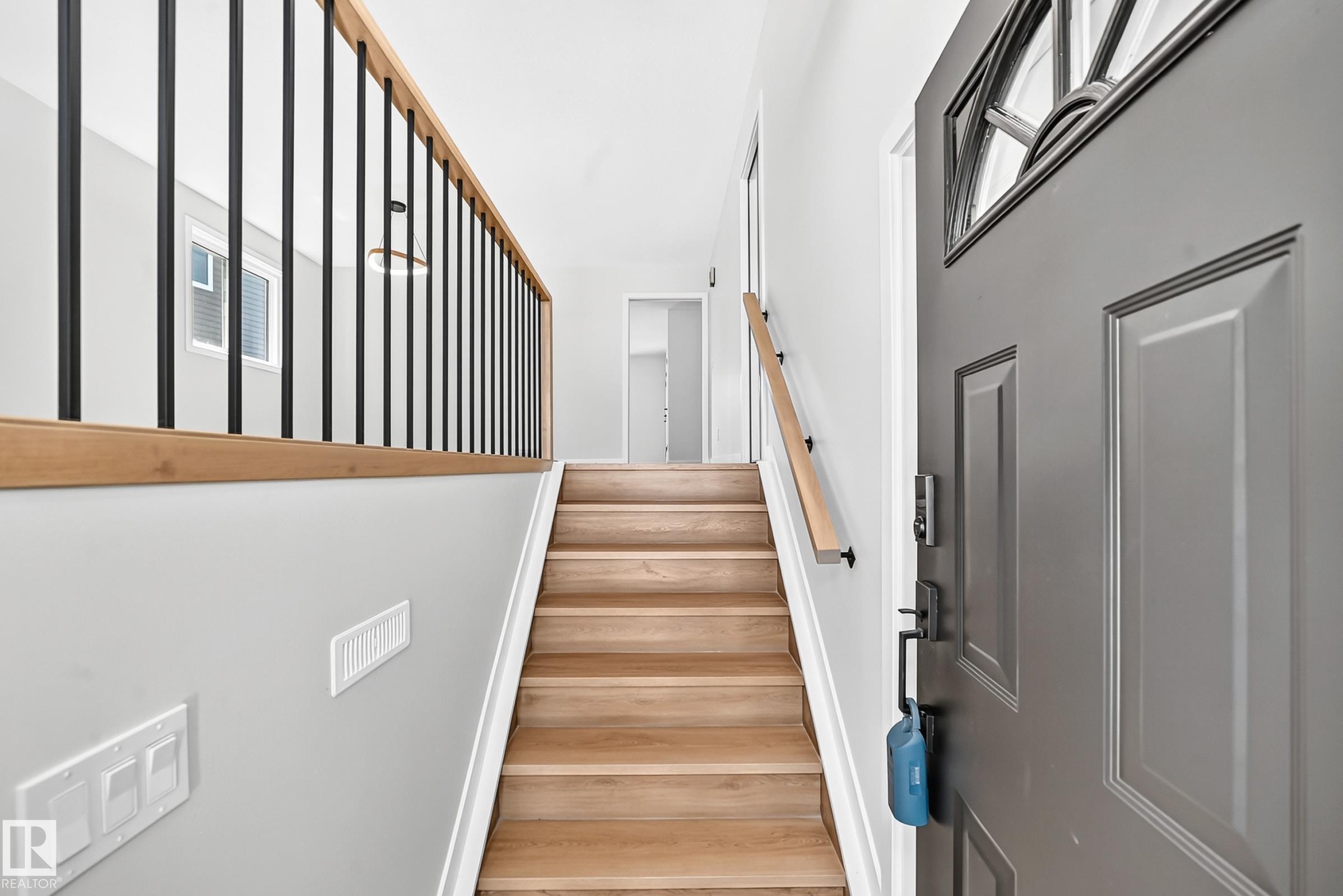 17816 94 Street NW, Lago Lindo, Edmonton