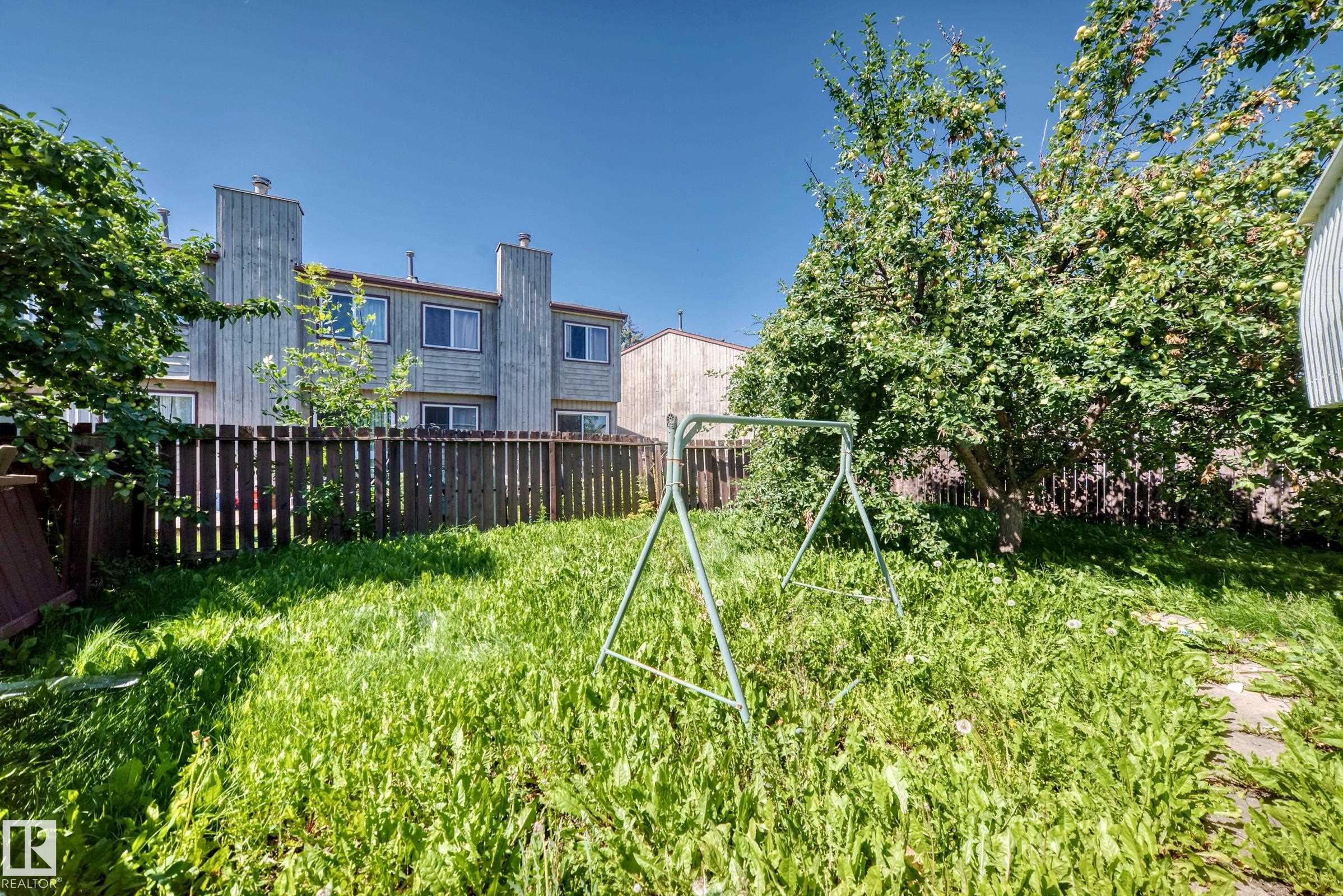Photo 65 at 17816 94 Street NW, Lago Lindo, Edmonton