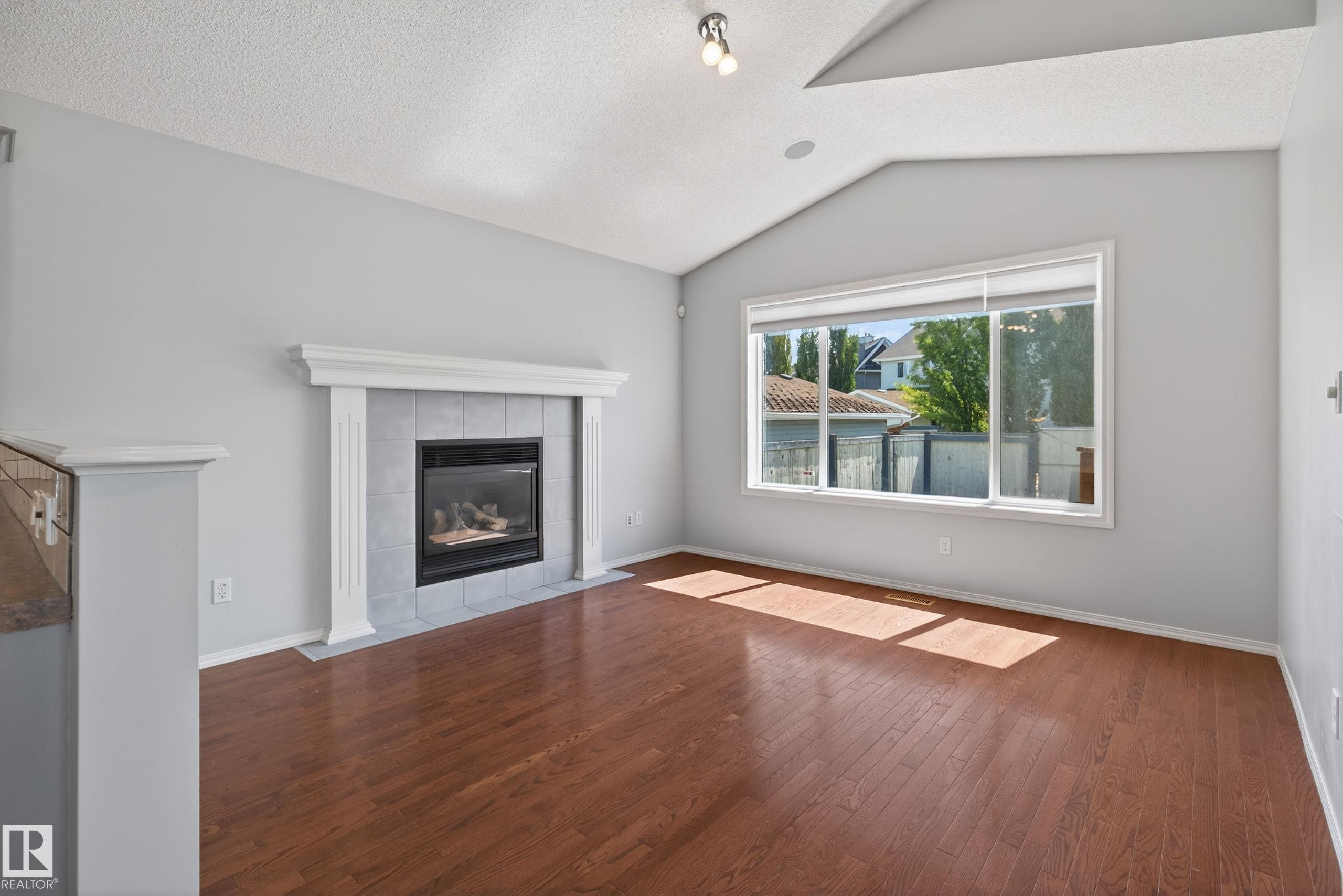 Photo 14 at 7815 14 Avenue SW, Summerside, Edmonton