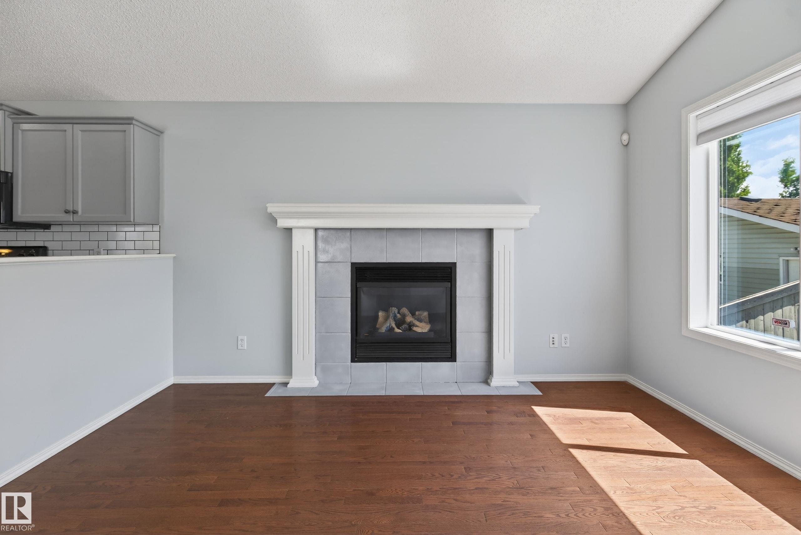 Photo 15 at 7815 14 Avenue SW, Summerside, Edmonton