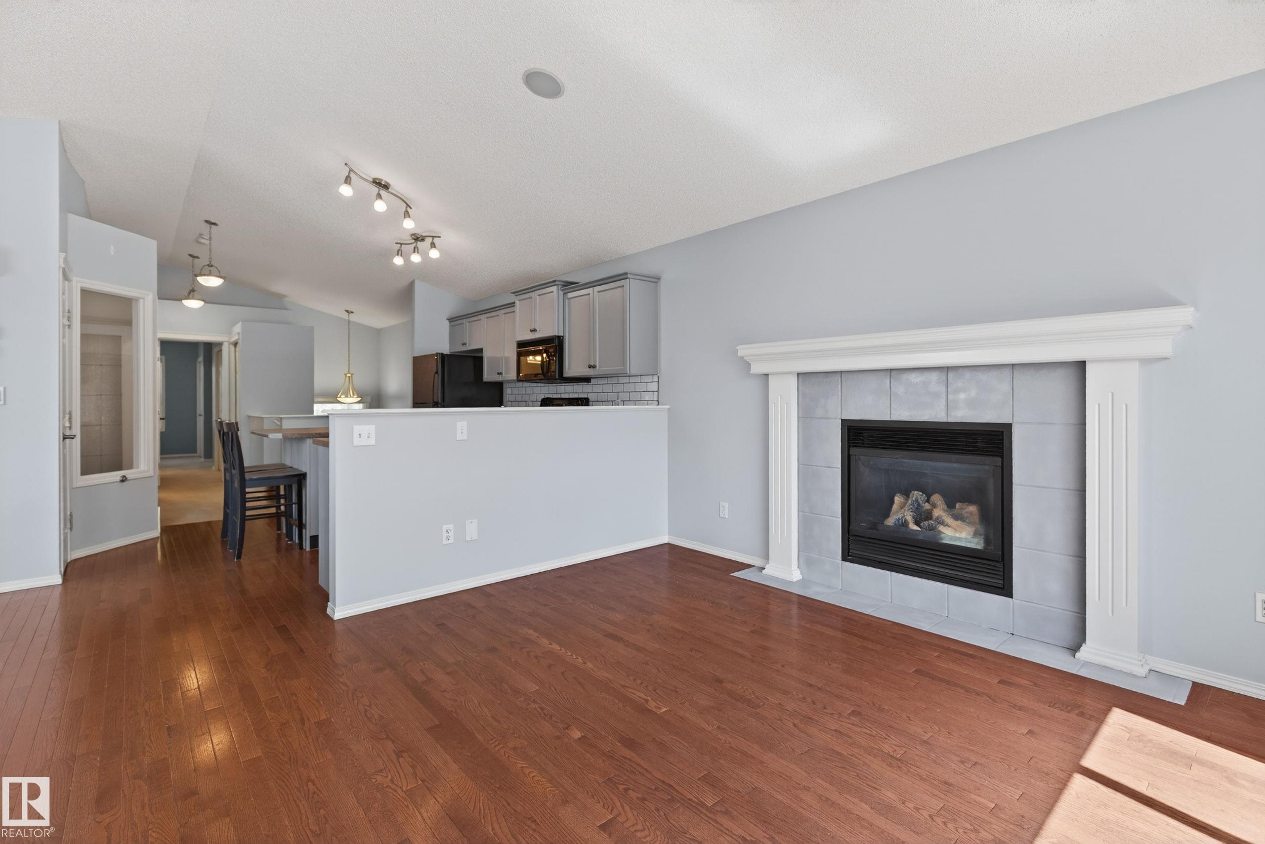 Photo 16 at 7815 14 Avenue SW, Summerside, Edmonton
