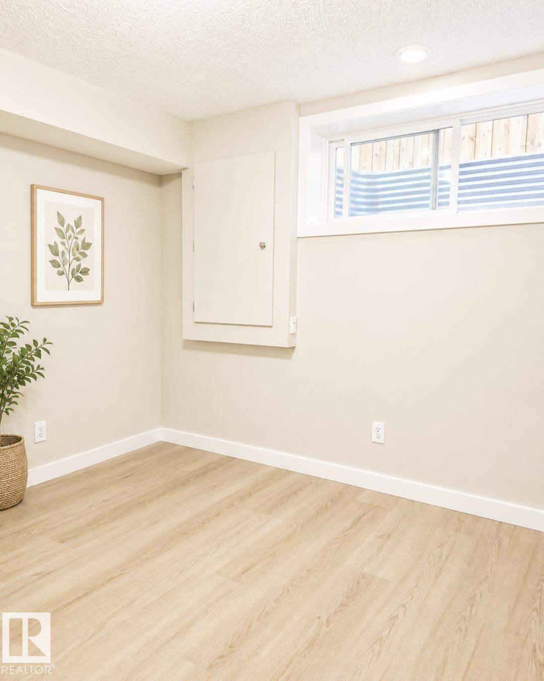 Photo 12 at 5135 1a Avenue SW, Charlesworth, Edmonton