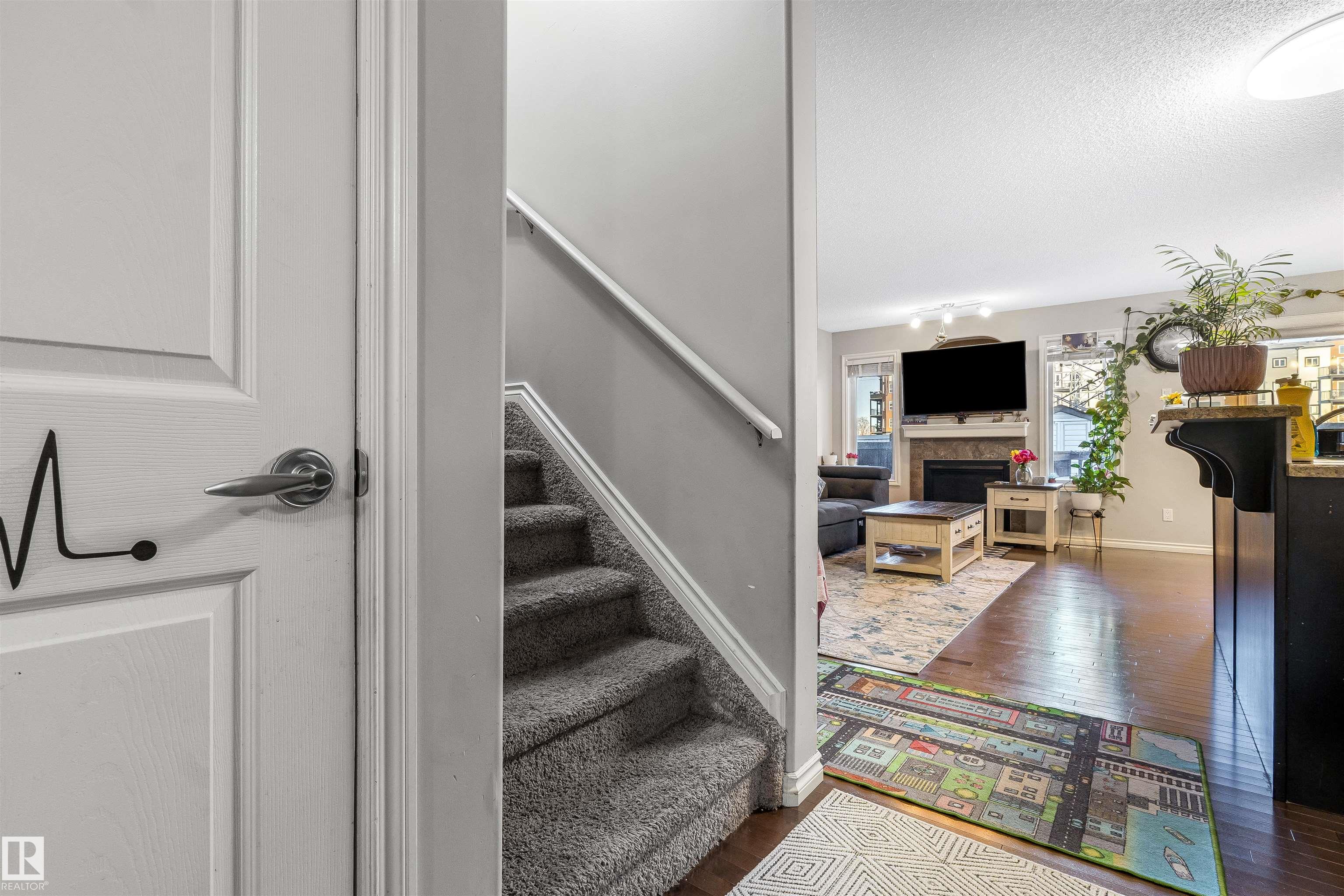 Photo 28 at 2627 29 Street NW, Silver Berry, Edmonton