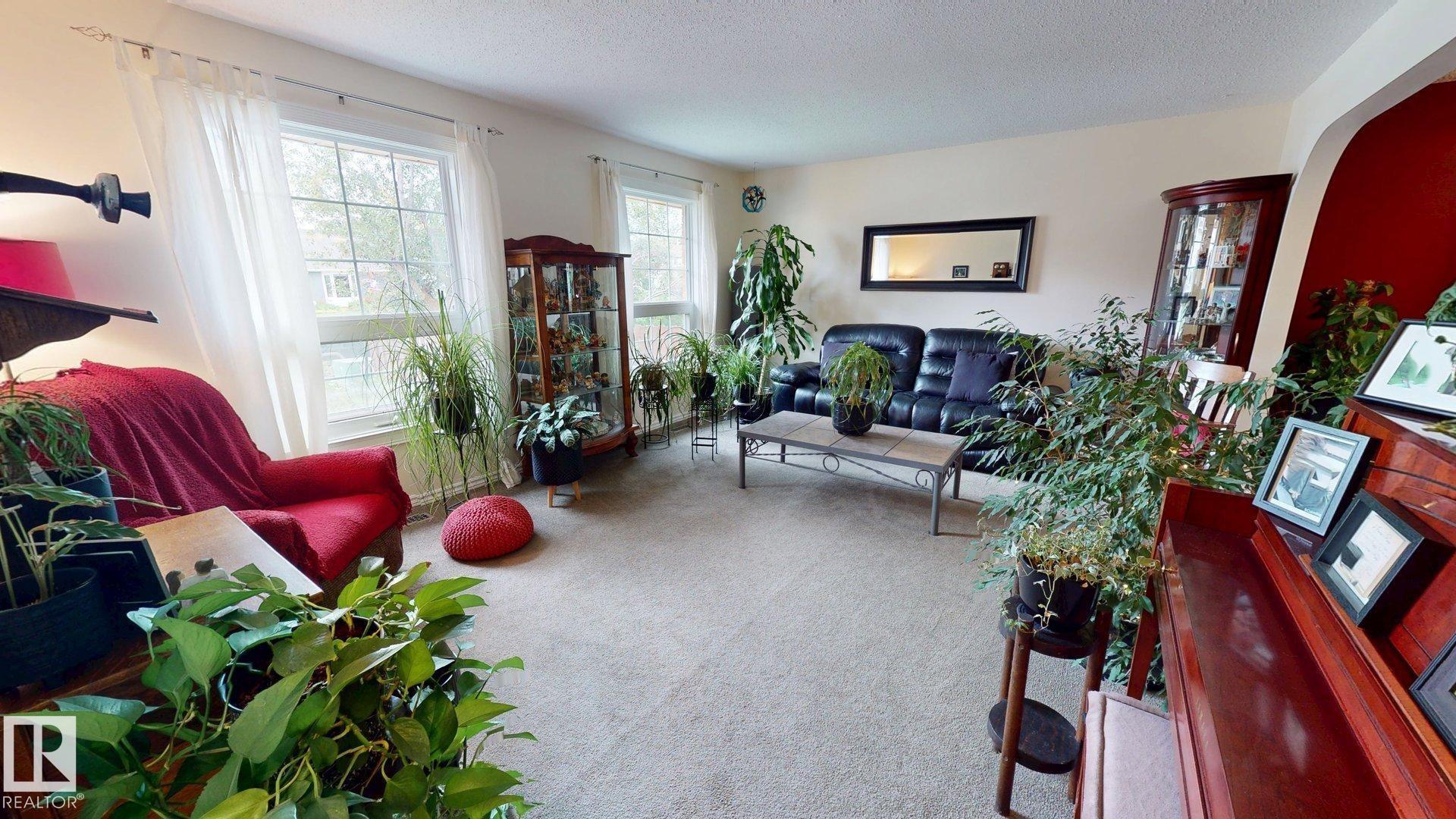 76 Gariepy Crescent NW, Gariepy, Edmonton