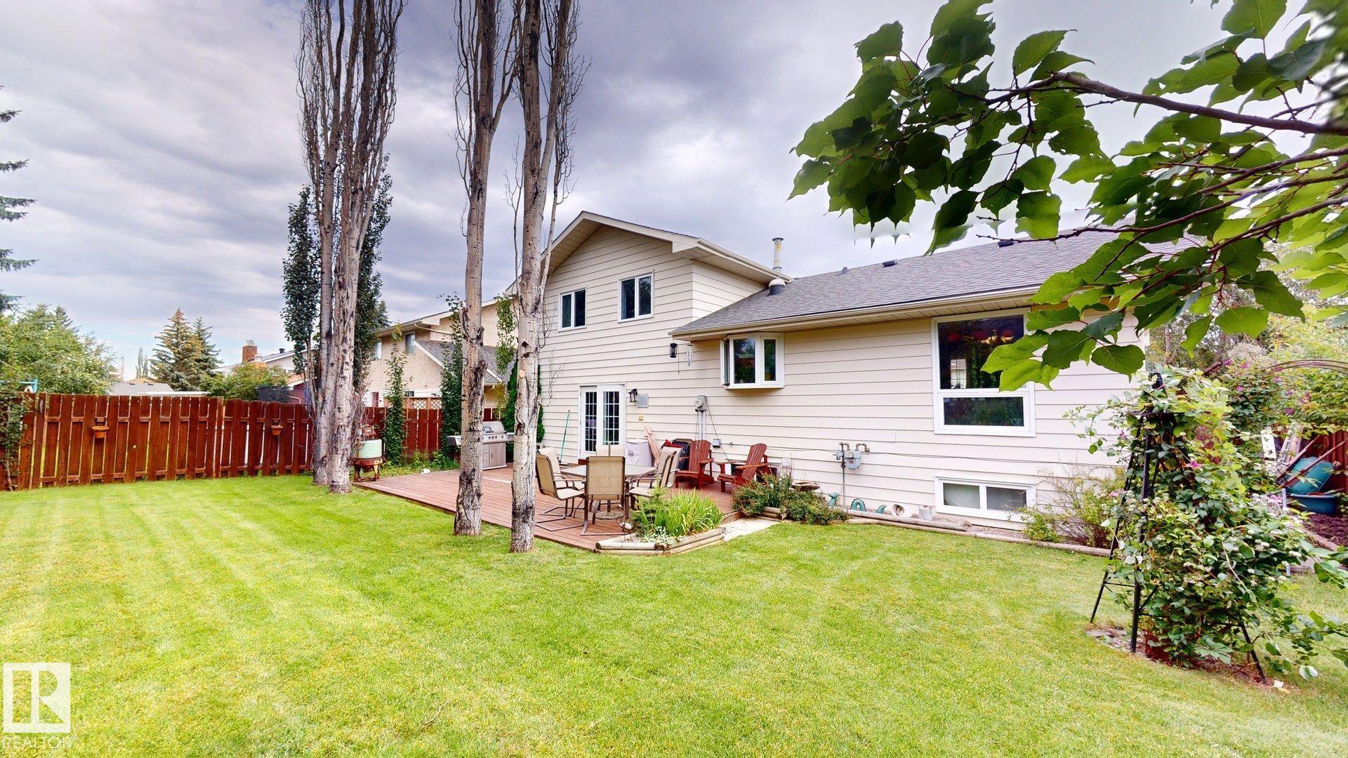 Photo 27 at 76 Gariepy Crescent NW, Gariepy, Edmonton