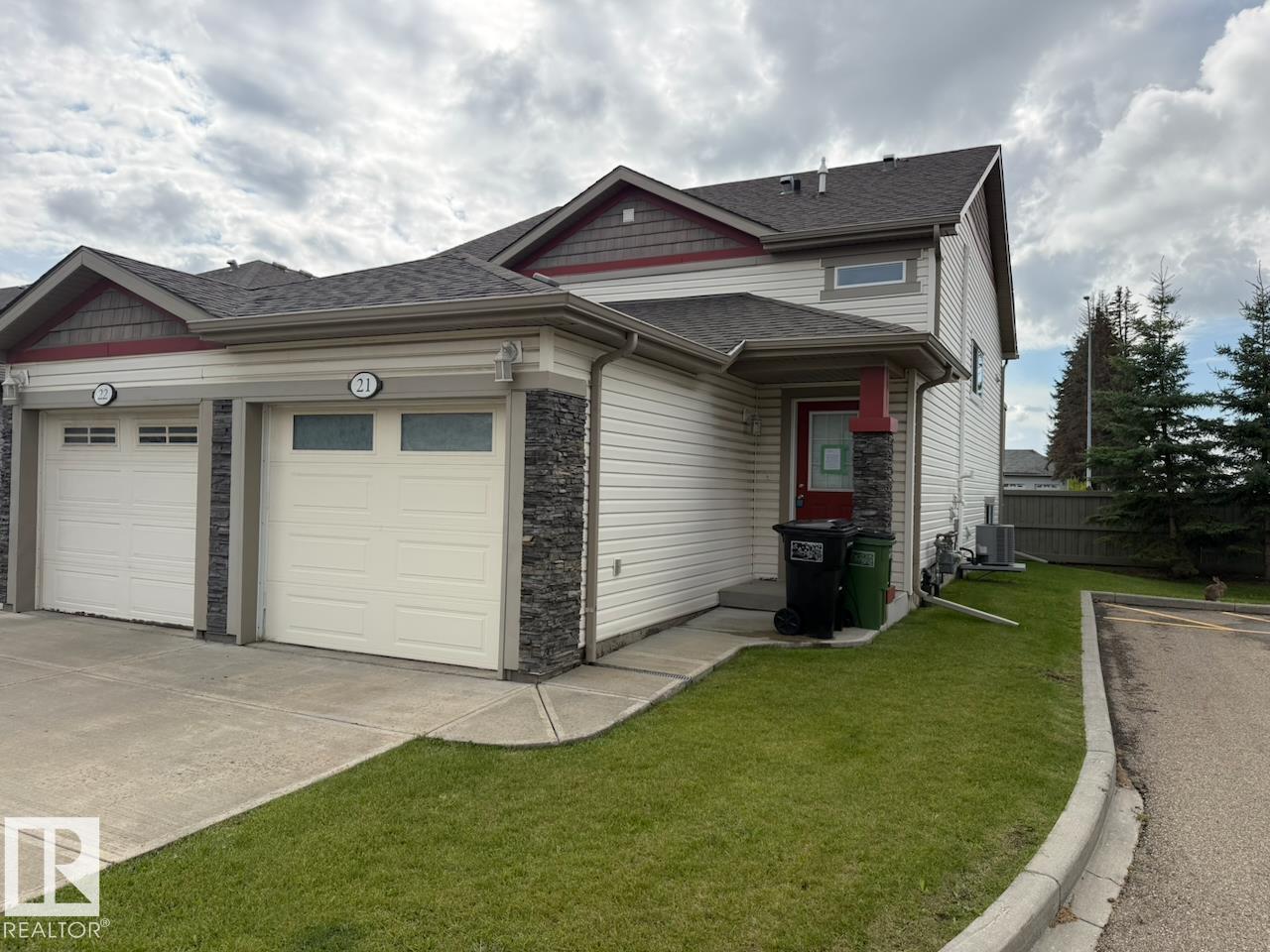 21 - 6520 2 Avenue SW, Charlesworth, Edmonton