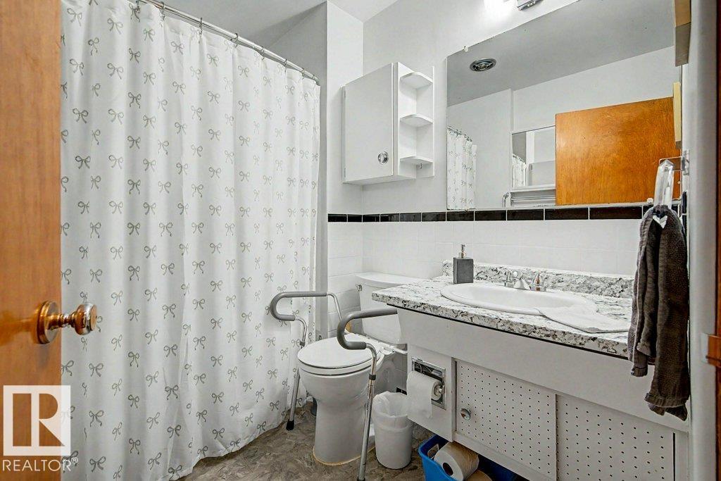 Photo 23 at 10247 63a Street NW, Fulton Place, Edmonton