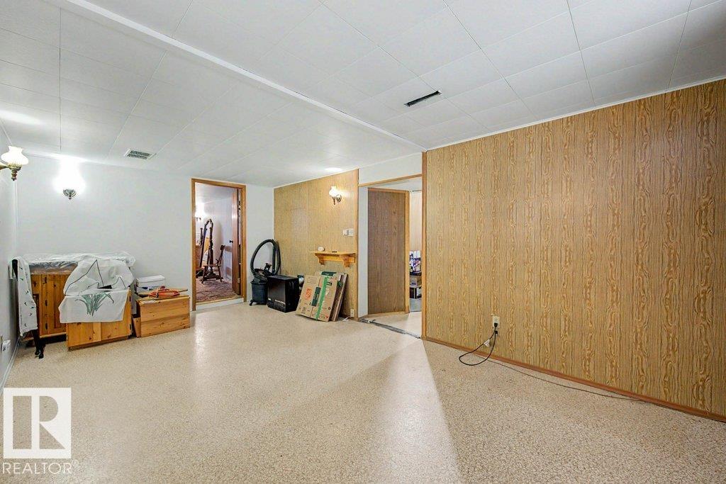 Photo 28 at 10247 63a Street NW, Fulton Place, Edmonton