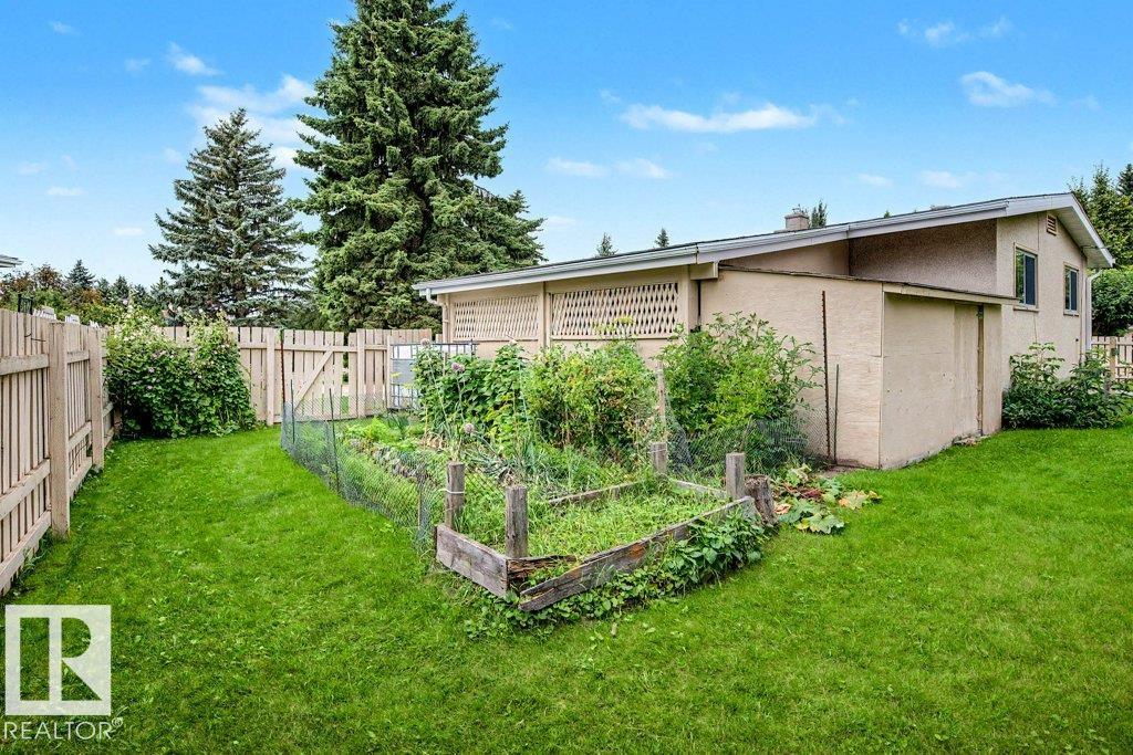 Photo 40 at 10247 63a Street NW, Fulton Place, Edmonton