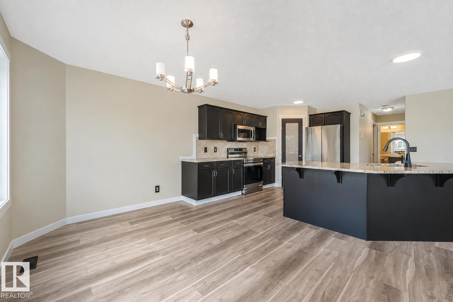 Photo 16 at 16523 89 Street NW, Belle Rive, Edmonton