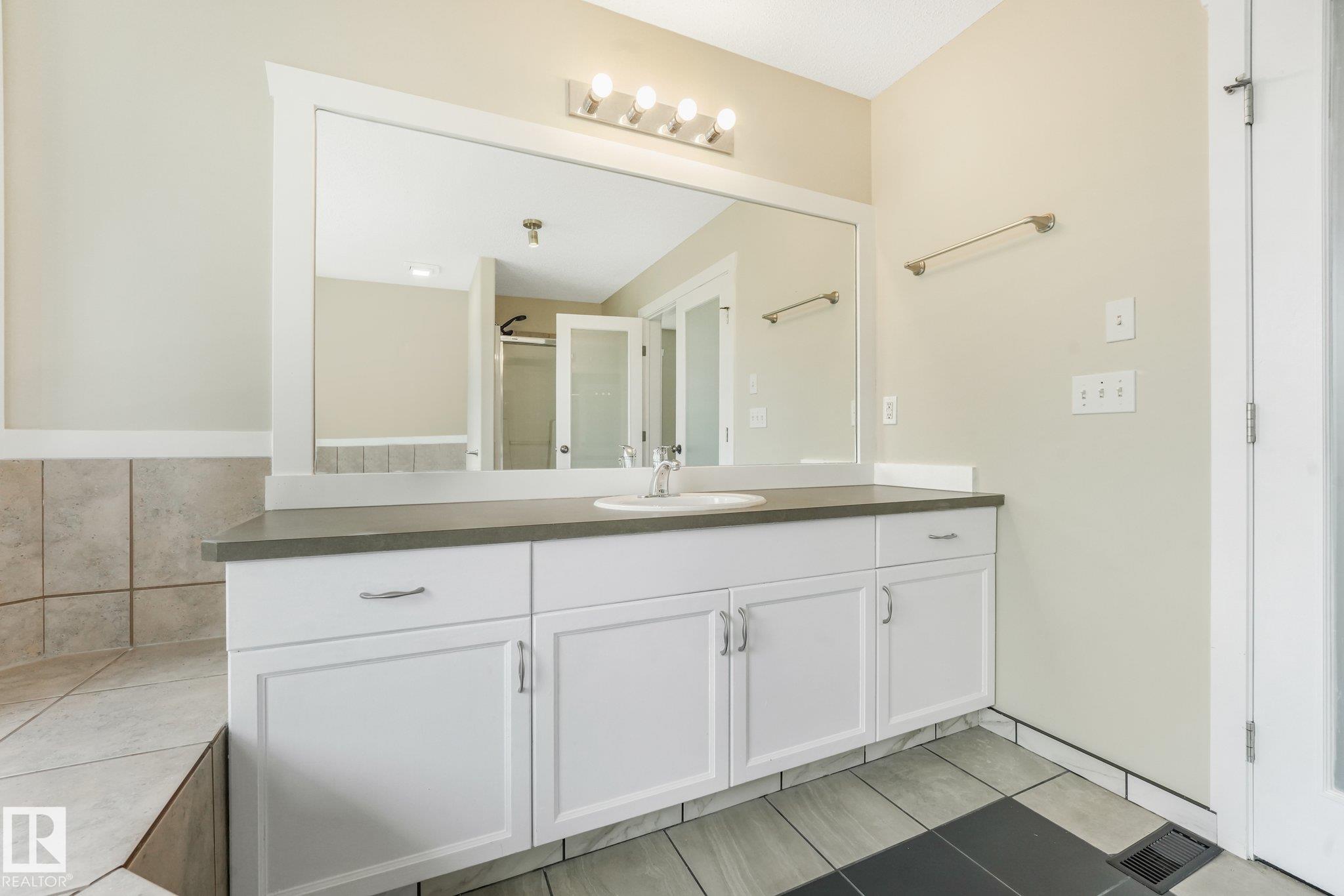 Photo 42 at 16523 89 Street NW, Belle Rive, Edmonton