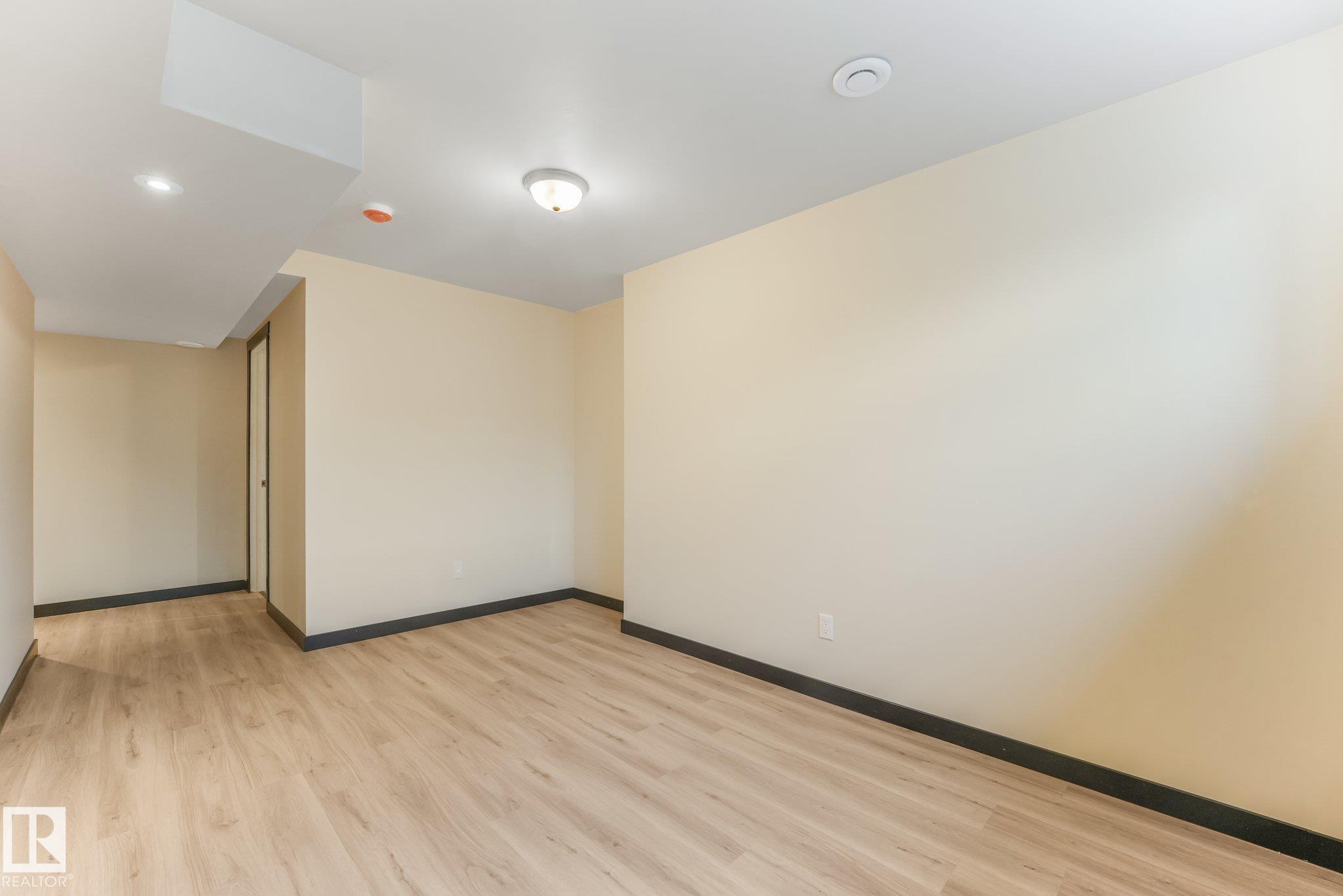 Photo 57 at 16523 89 Street NW, Belle Rive, Edmonton