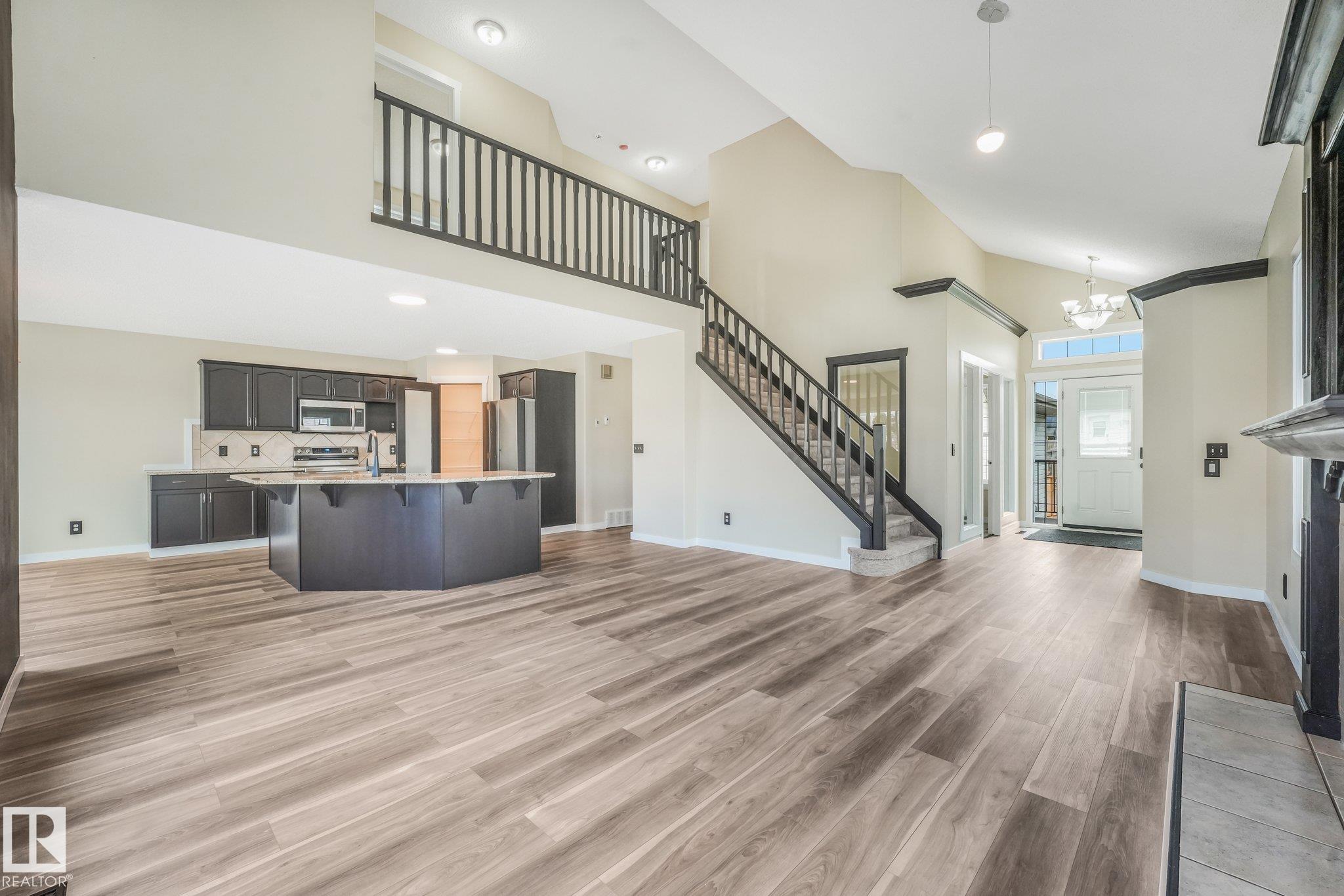 Photo 10 at 16523 89 Street NW, Belle Rive, Edmonton