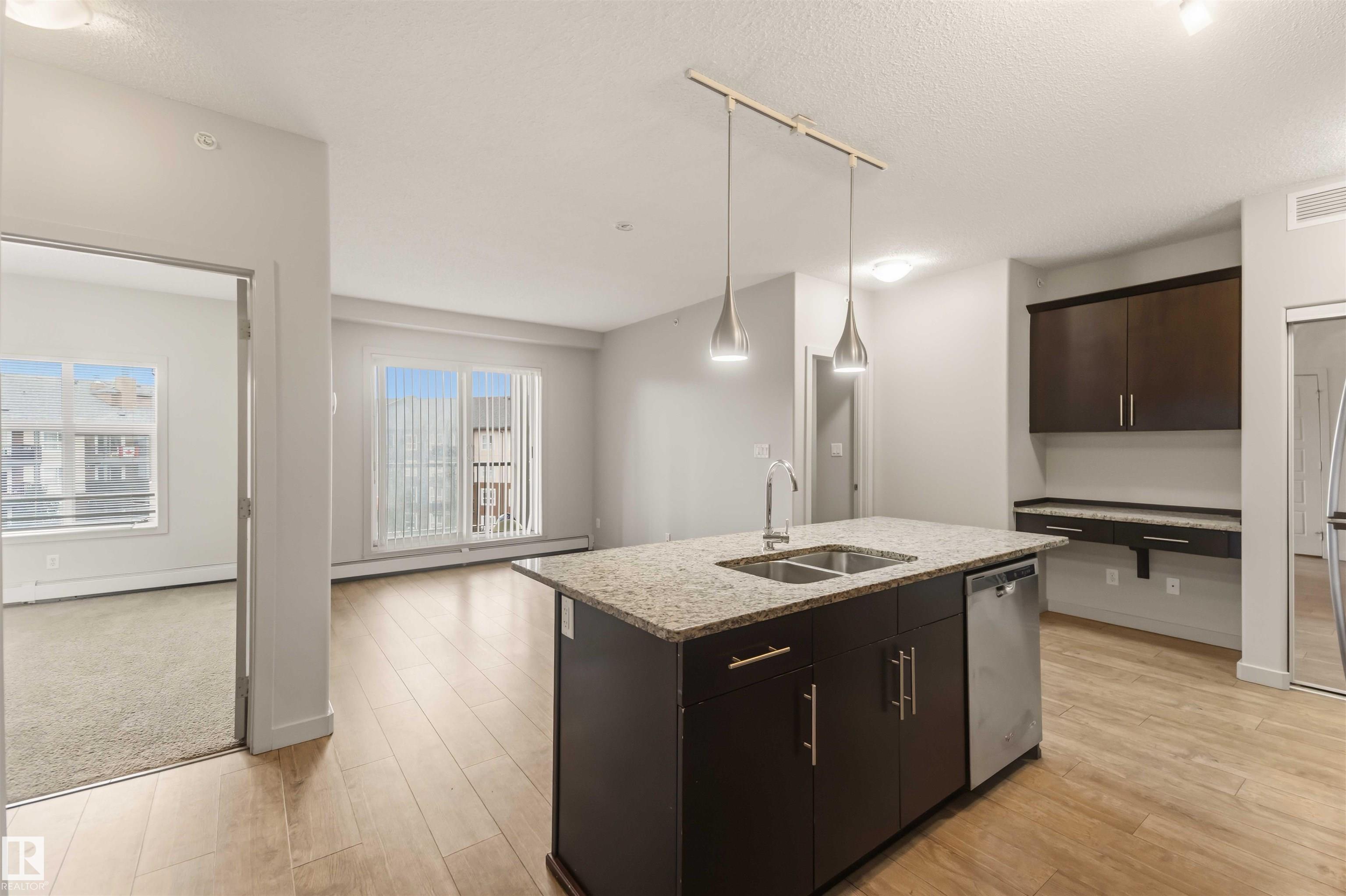 Photo 11 at 414 - 5510 Schonsee Drive NW, Schonsee, Edmonton