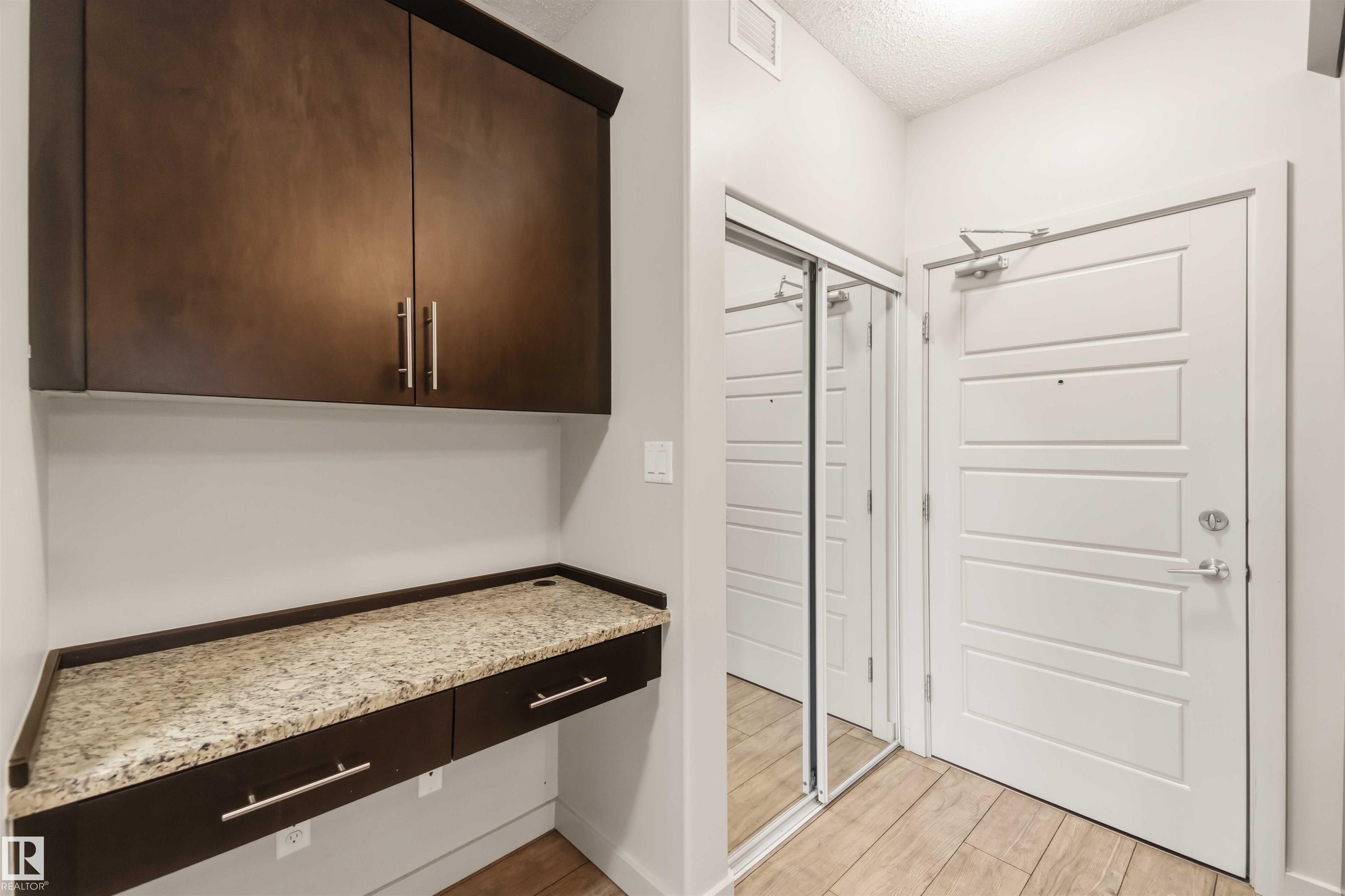 Photo 12 at 414 - 5510 Schonsee Drive NW, Schonsee, Edmonton