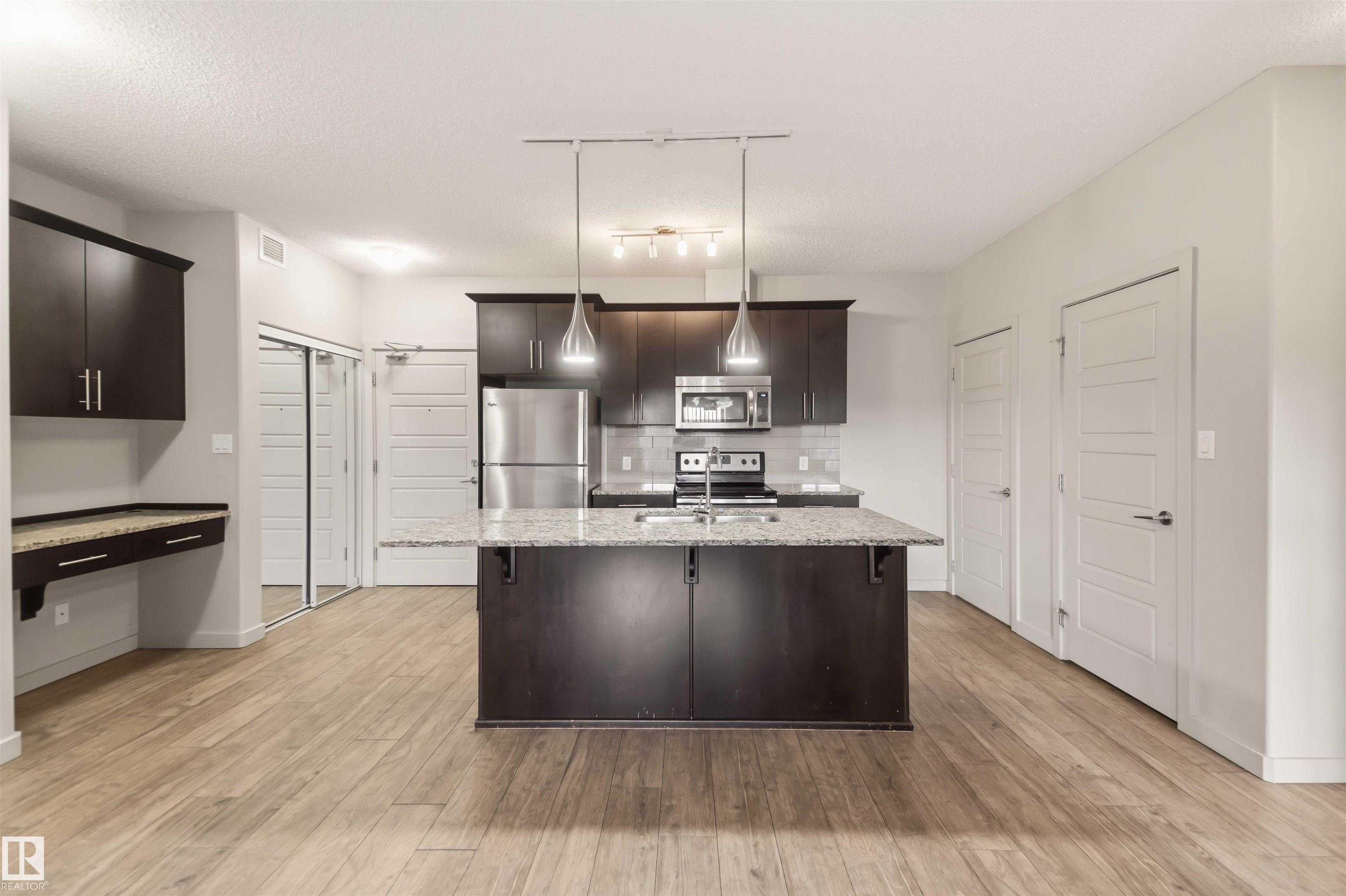 Photo 9 at 414 - 5510 Schonsee Drive NW, Schonsee, Edmonton