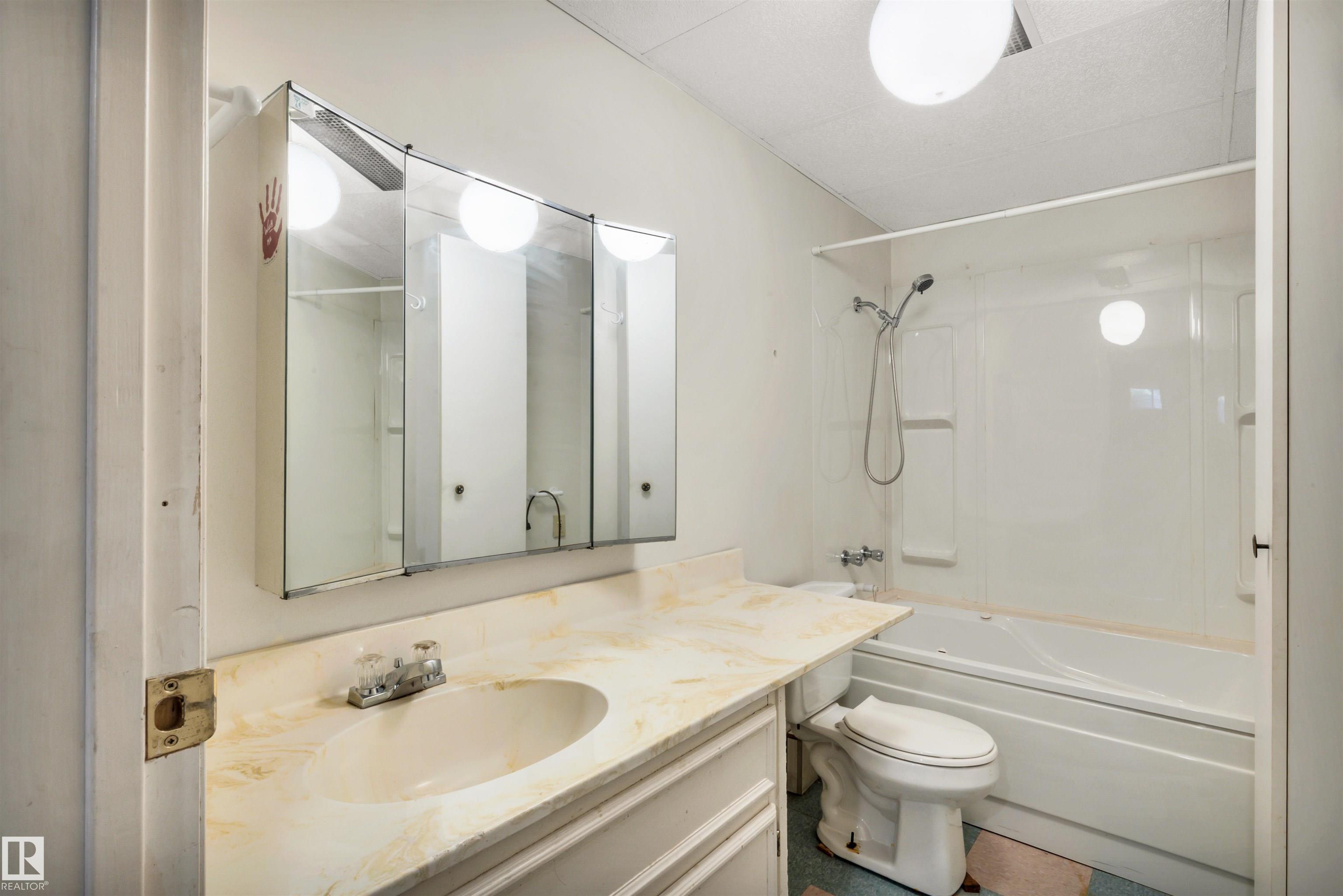 Photo 40 at 6208 187b Street NW, Ormsby Place, Edmonton