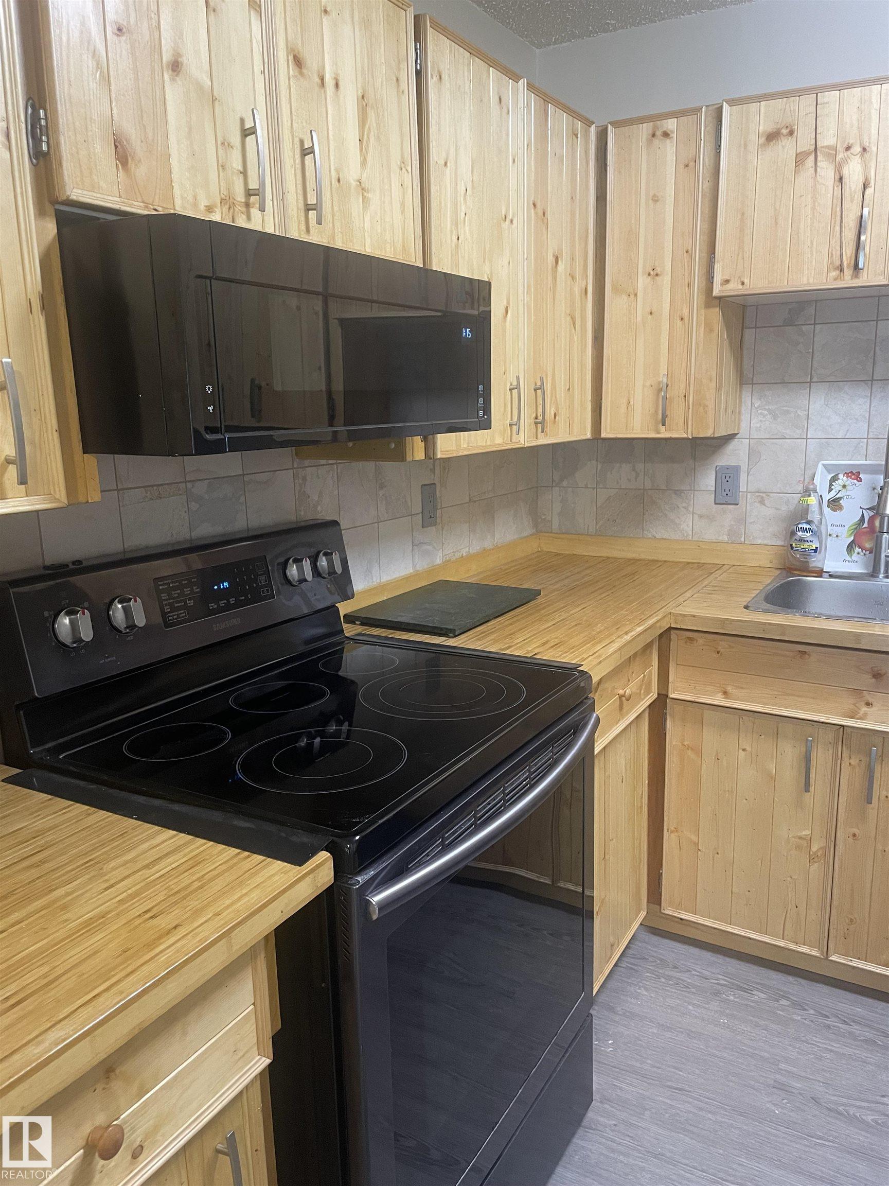 Photo 7 at 208 - 9810 178 Street NW, La Perle, Edmonton