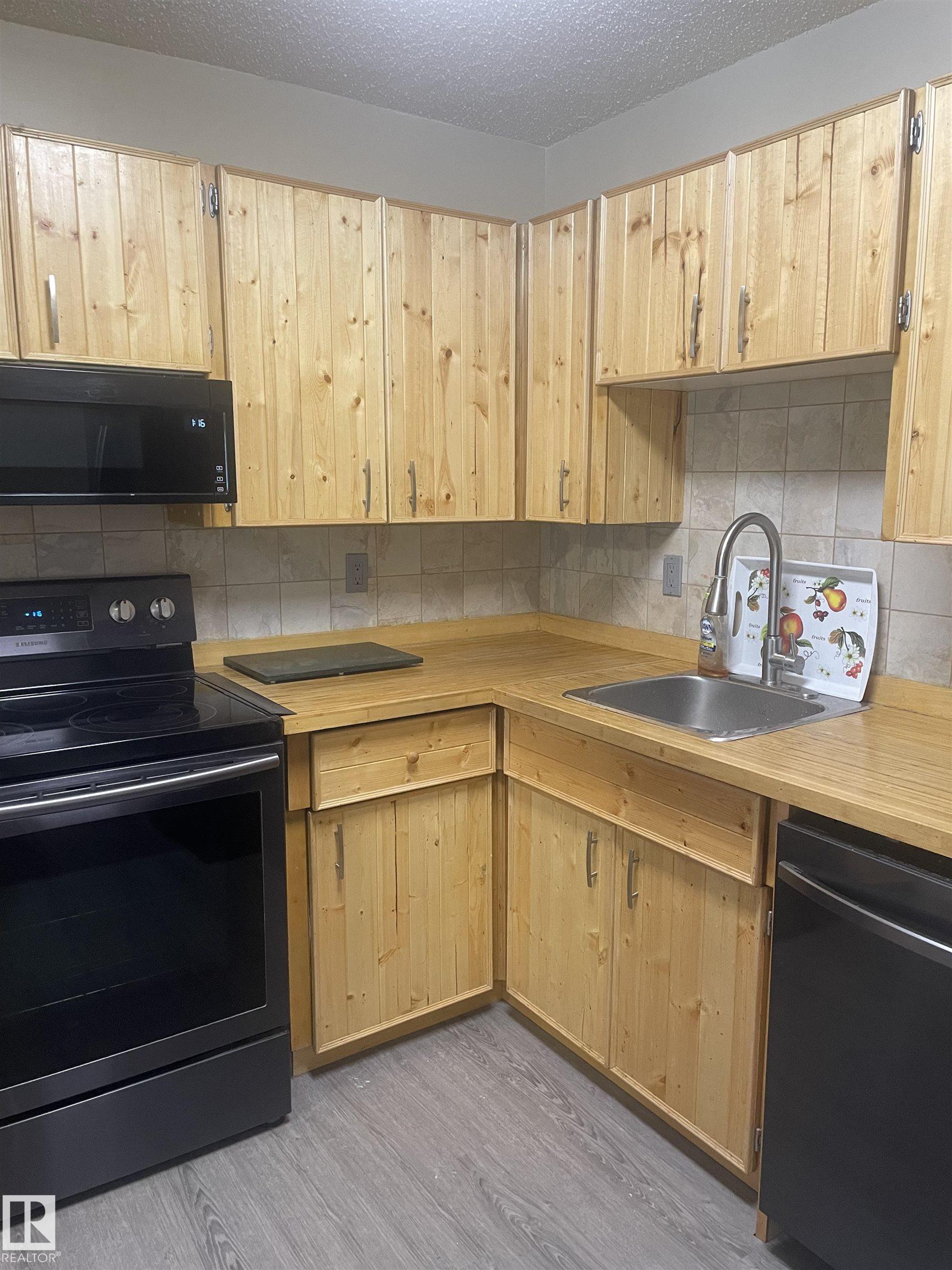 Photo 9 at 208 - 9810 178 Street NW, La Perle, Edmonton