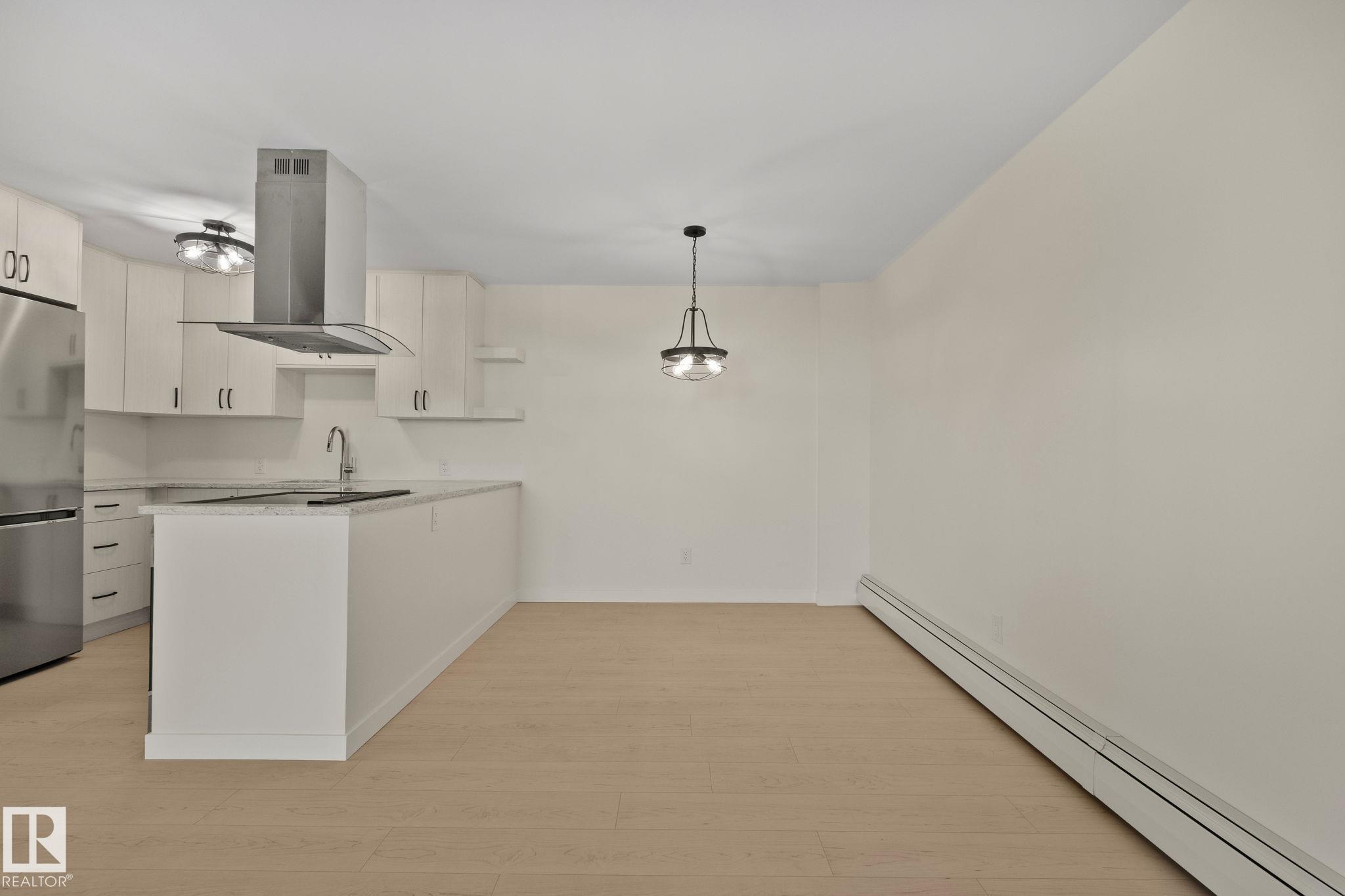 Photo 16 at 1408 - 10125 109 Street NW, Downtown, Edmonton