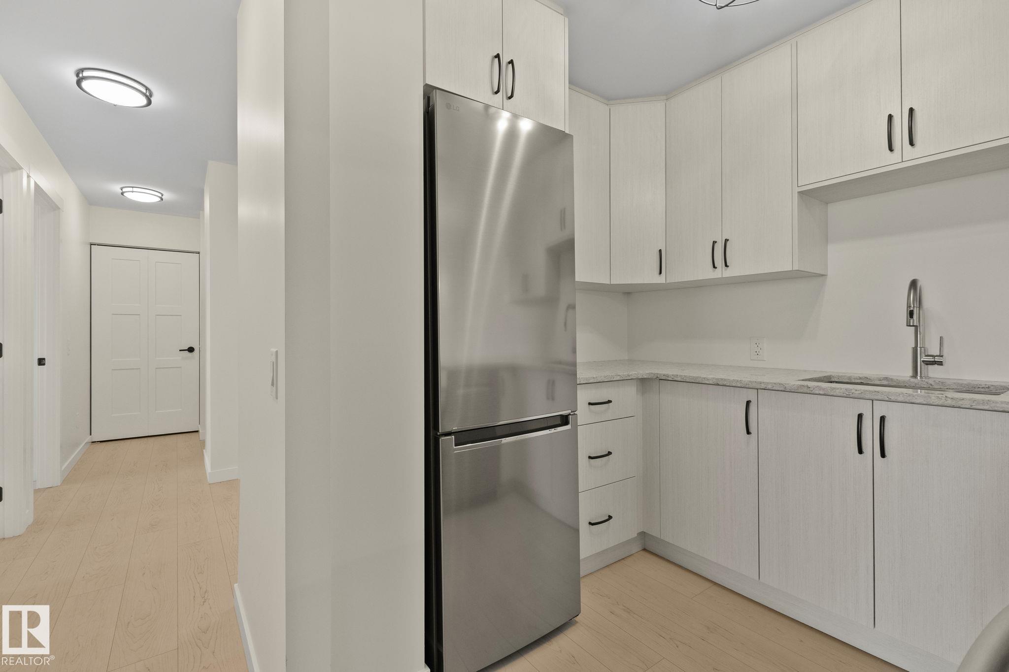 Photo 17 at 1408 - 10125 109 Street NW, Downtown, Edmonton