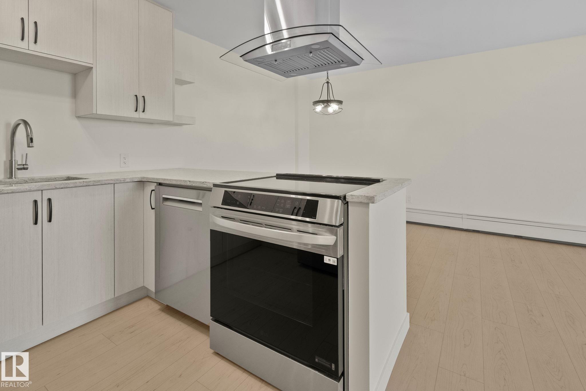 Photo 19 at 1408 - 10125 109 Street NW, Downtown, Edmonton