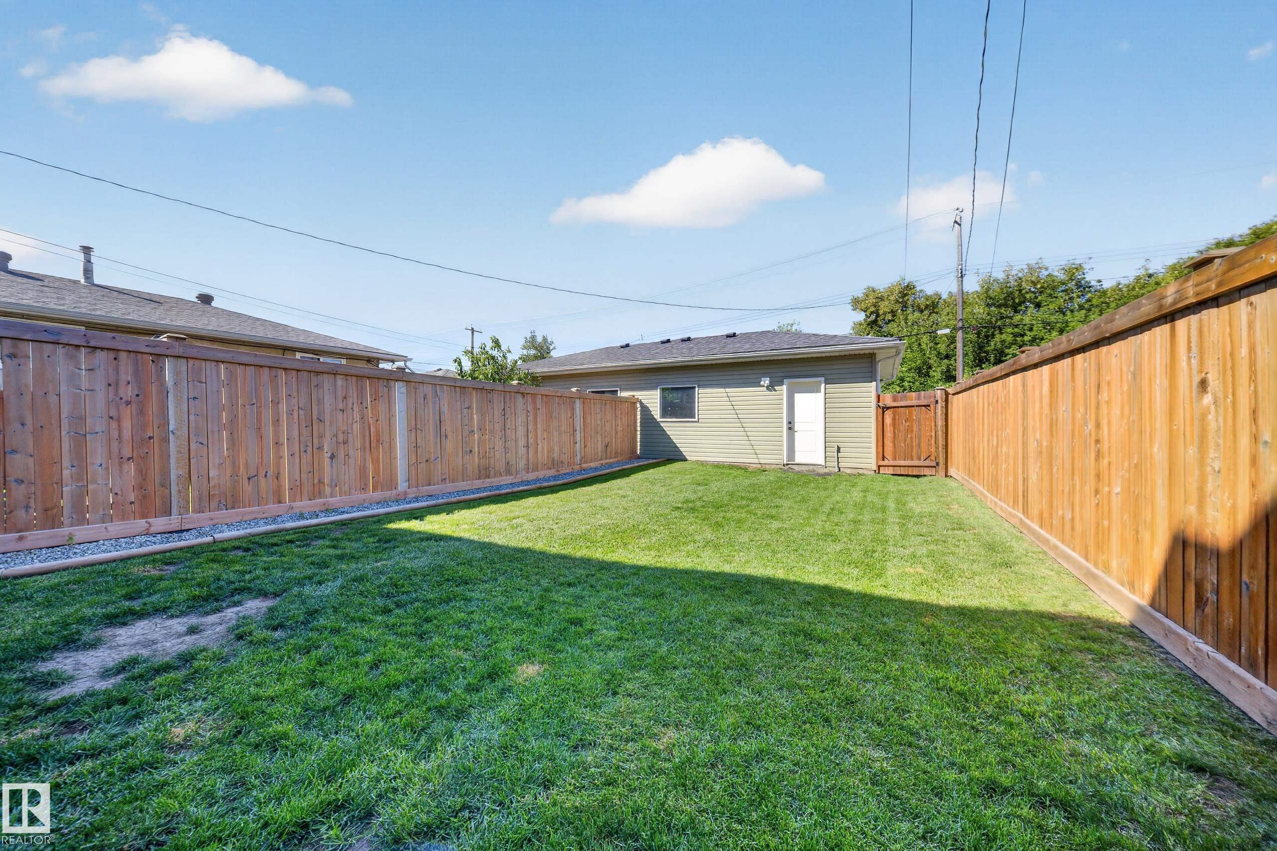 Listing photo thumbnail