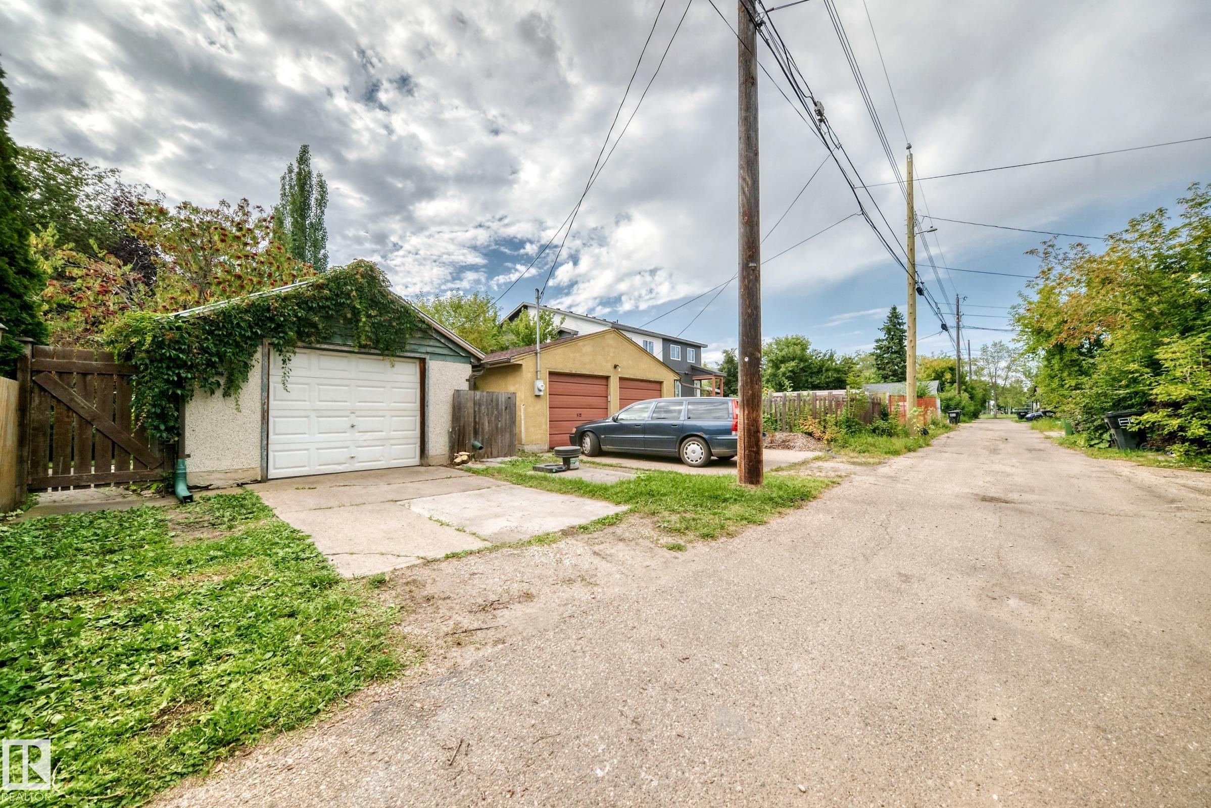 Listing photo thumbnail