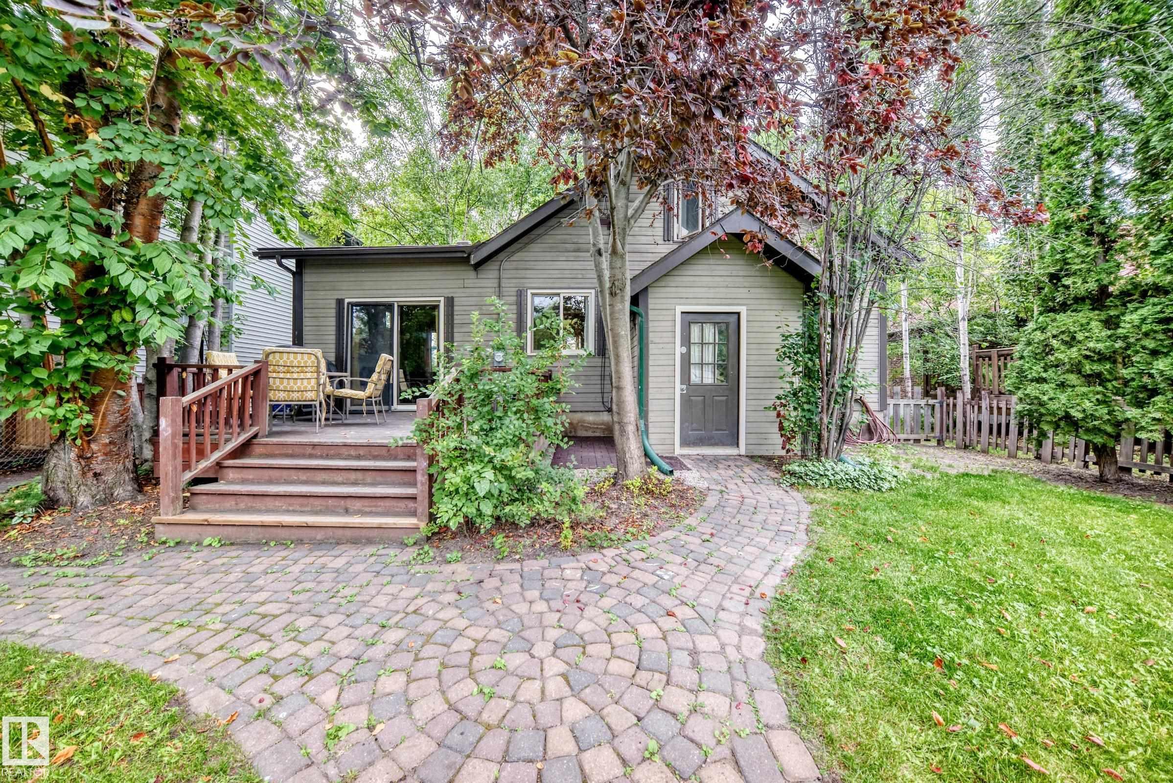 Listing photo thumbnail