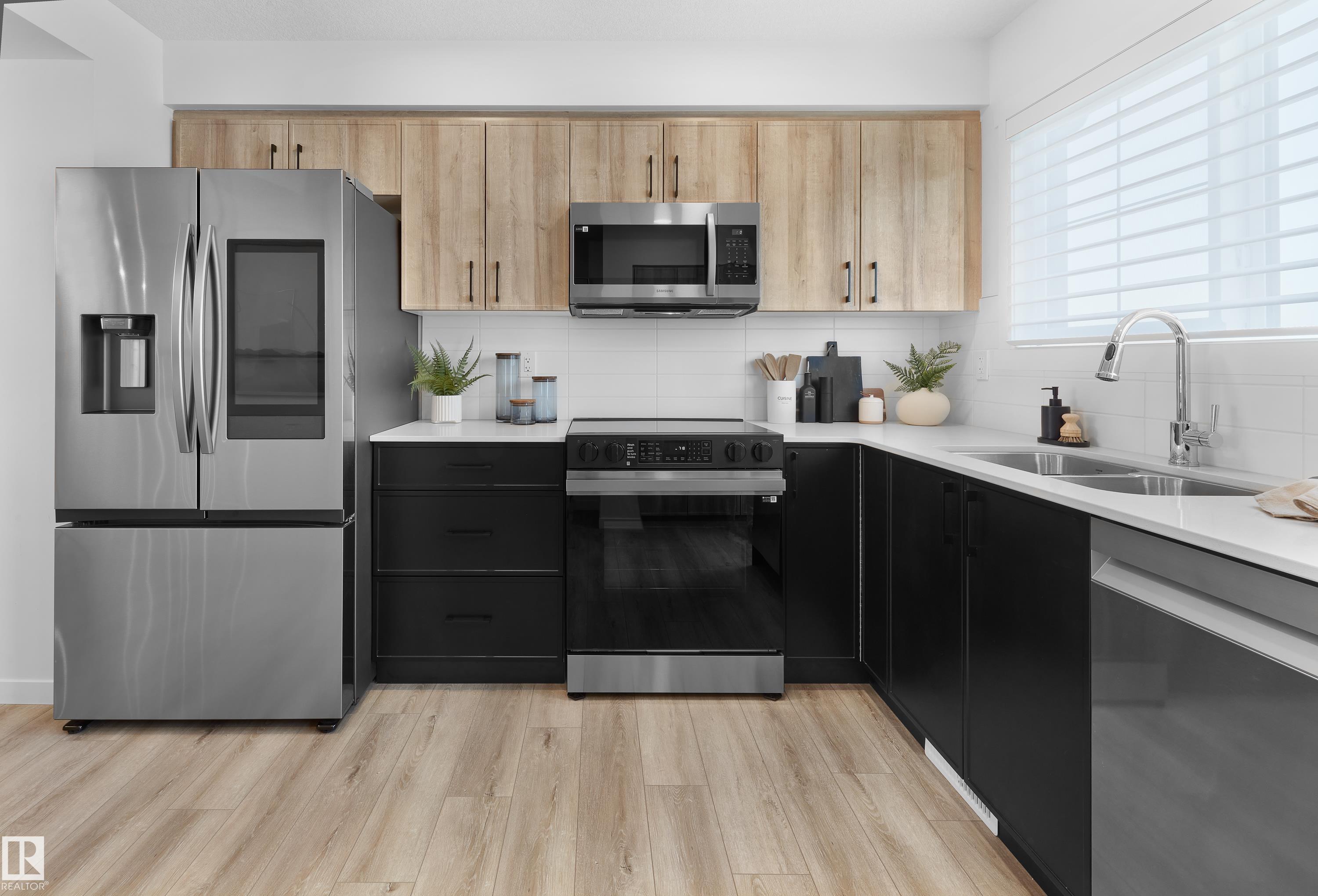 Photo 9 at 2024 Glastonbury Boulevard NW, Granville, Edmonton