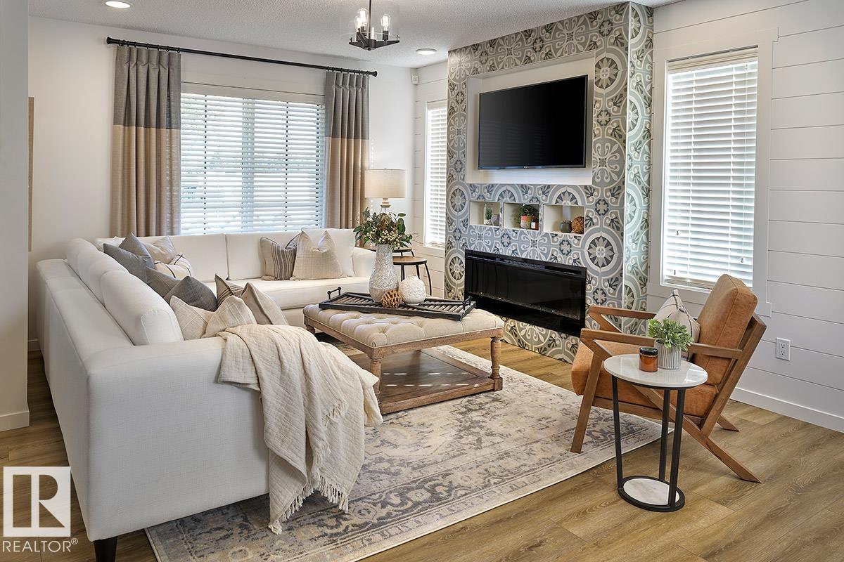 9008 Gilbert Close NW, Granville, Edmonton