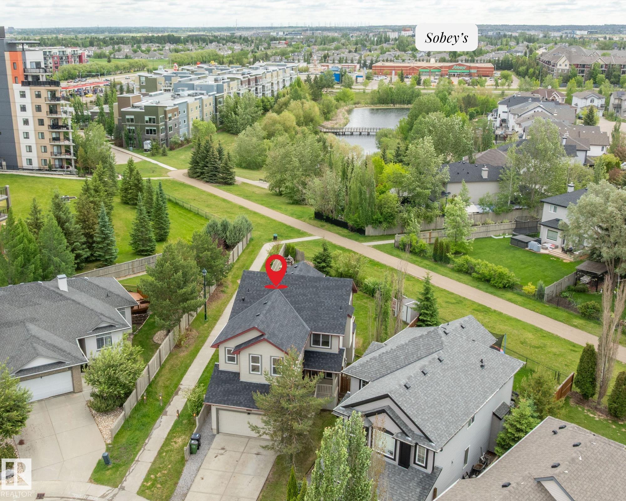 Listing photo thumbnail