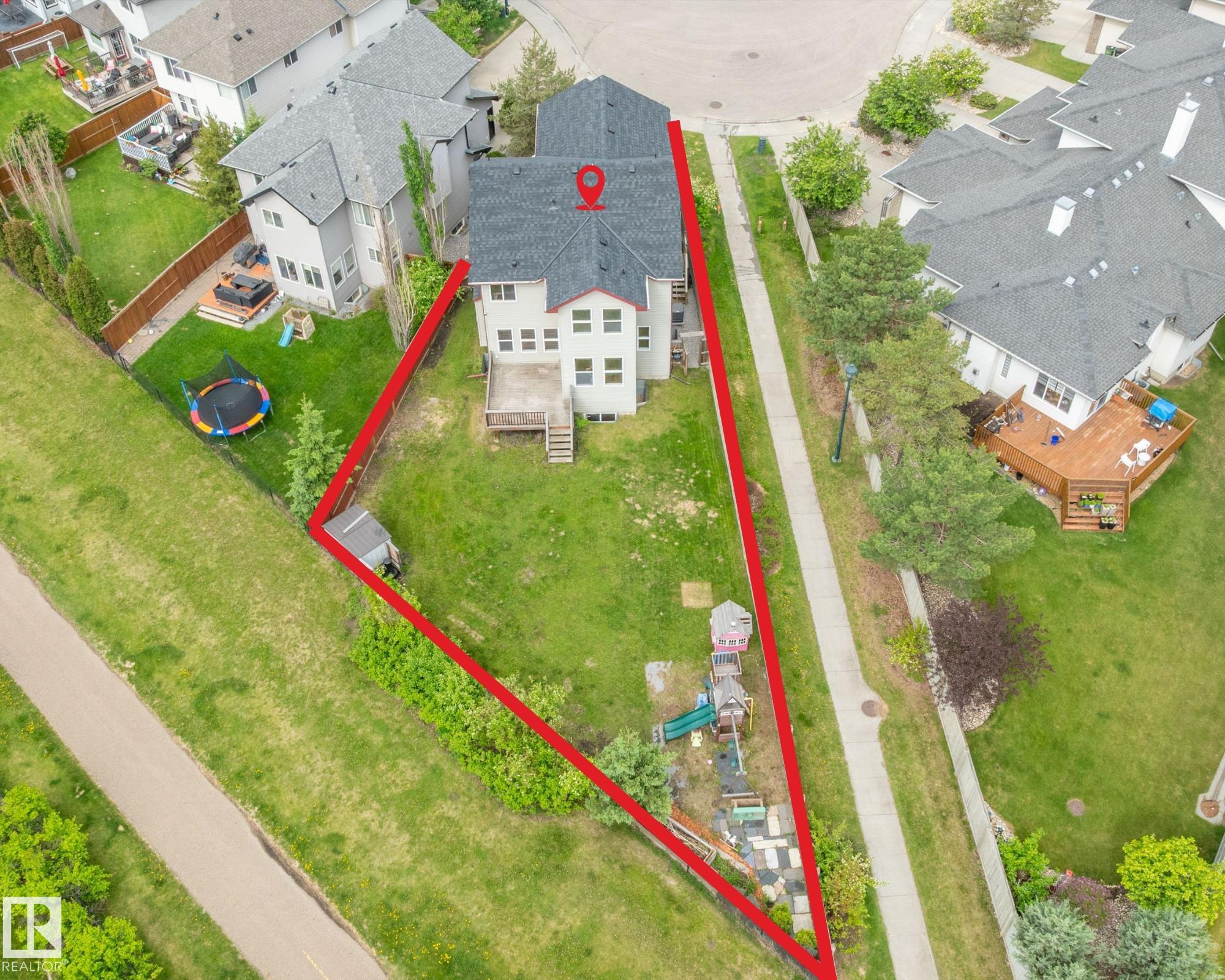 Listing photo thumbnail