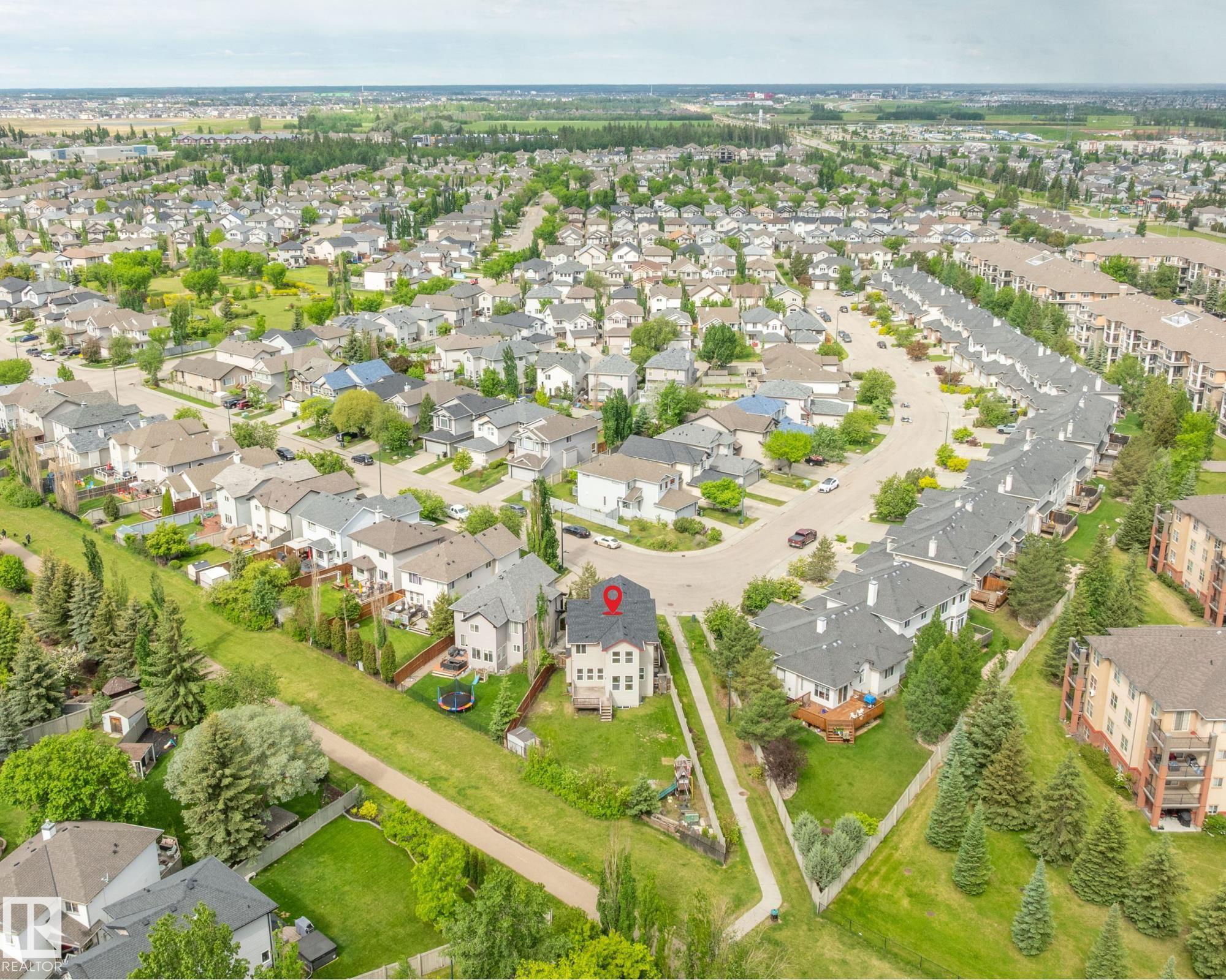 Listing photo thumbnail