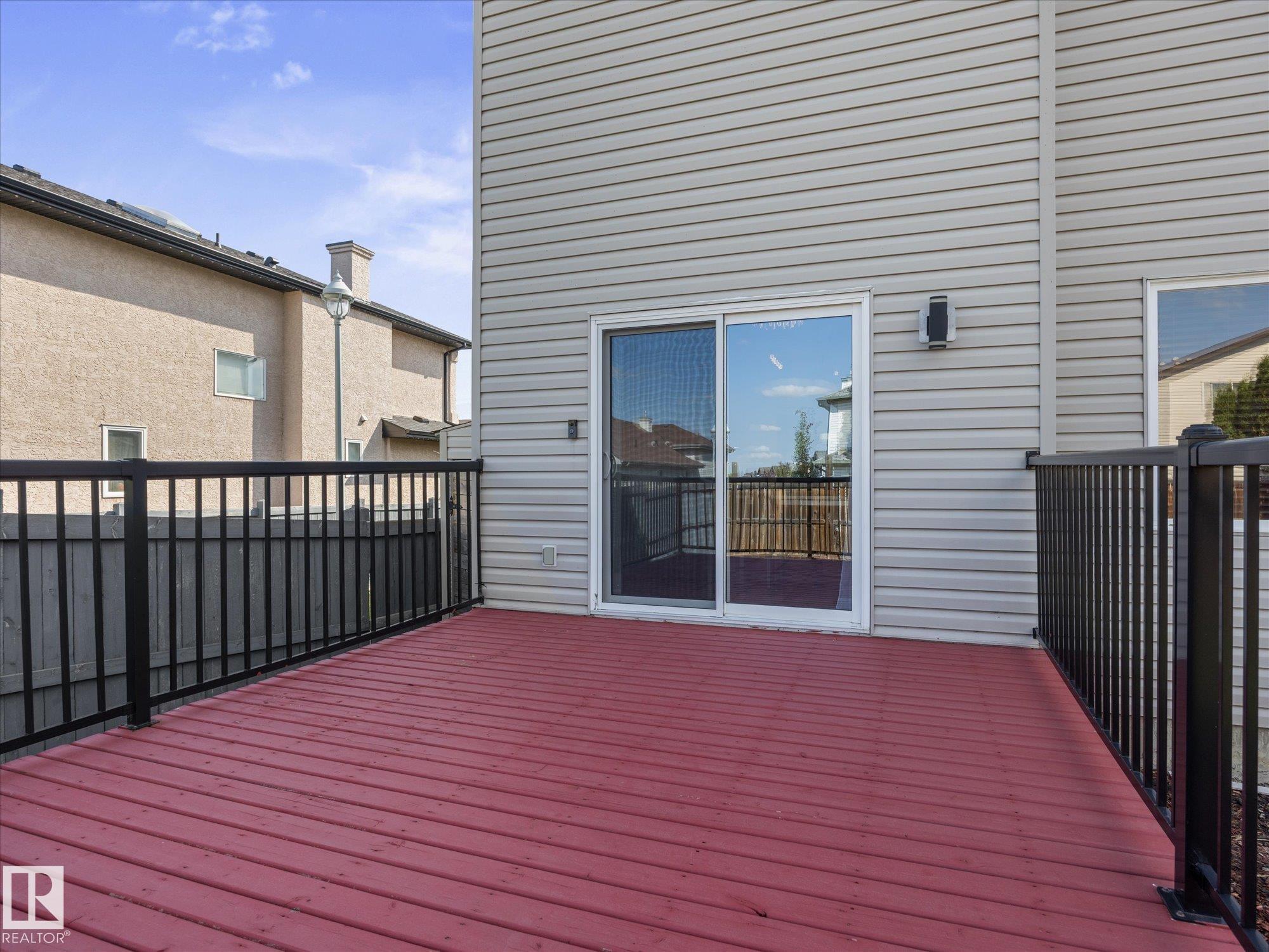 Listing photo thumbnail