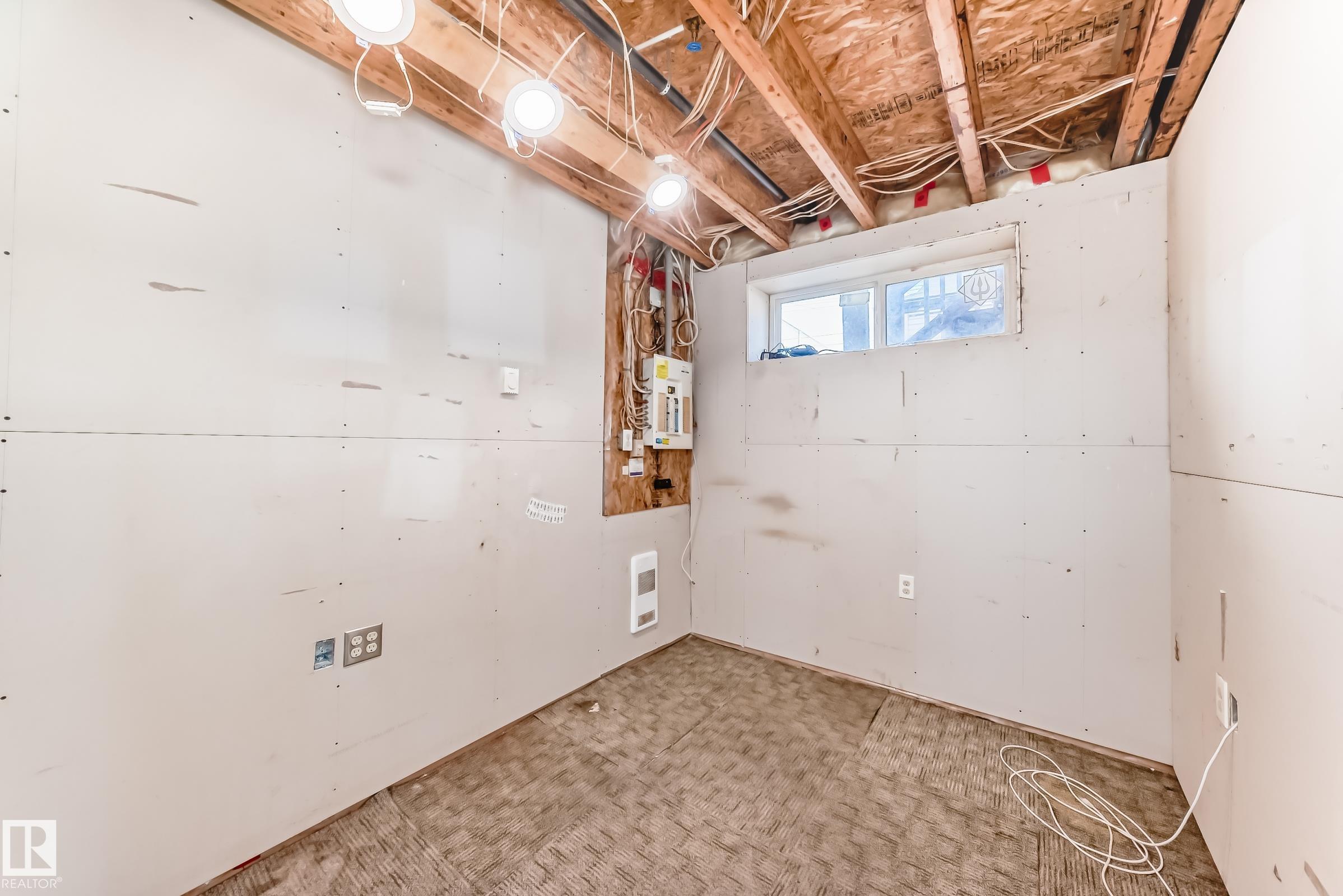 Photo 30 at 11727 83 Street NW, Parkdale, Edmonton