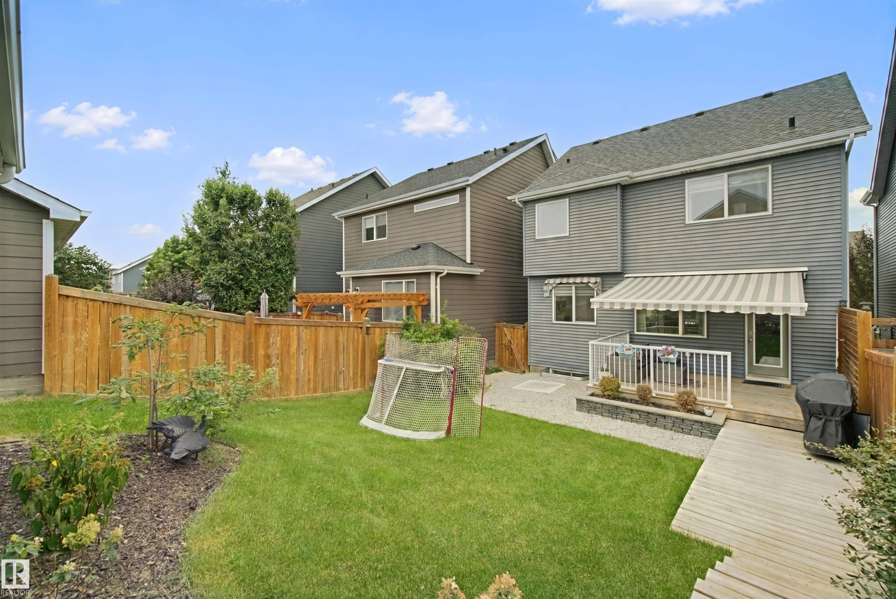 Listing photo thumbnail