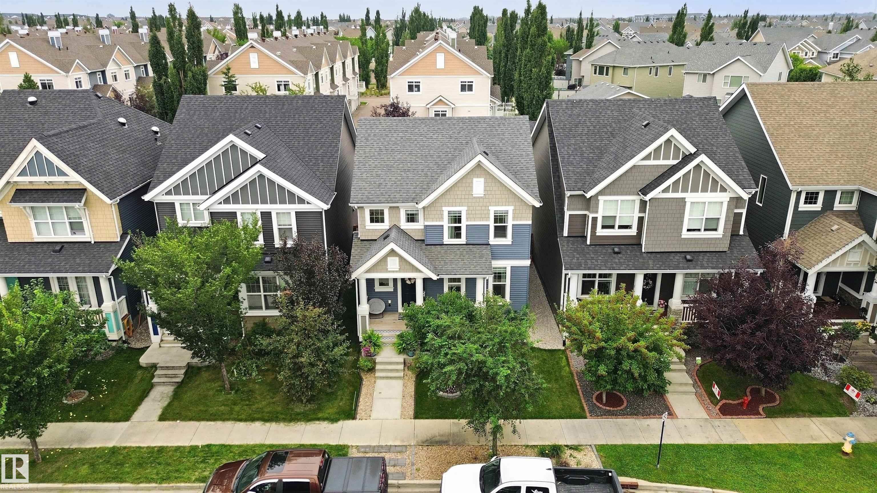 Listing photo thumbnail