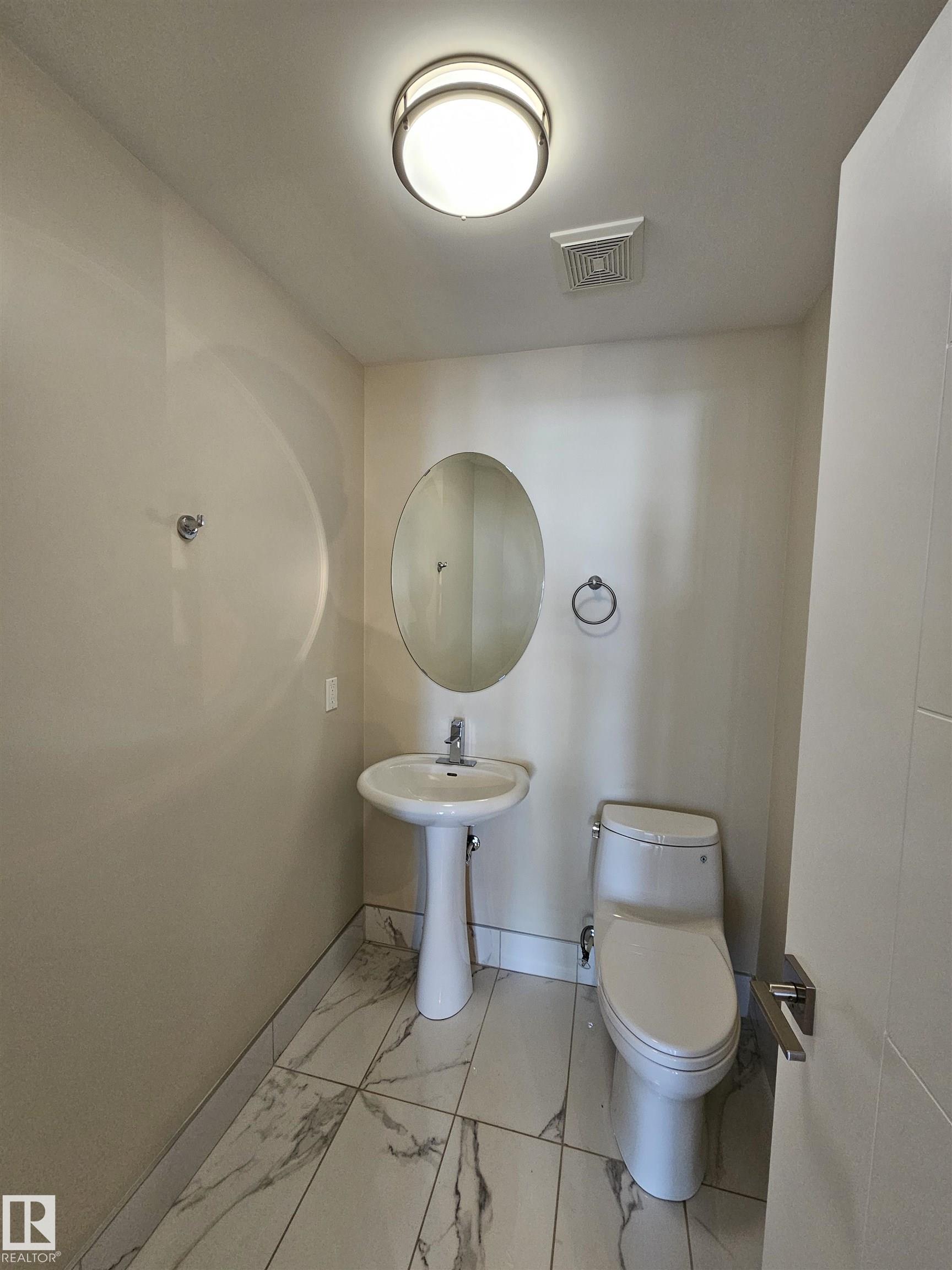 Photo 17 at 207 - 11710 87 Avenue NW, Windsor Park, Edmonton