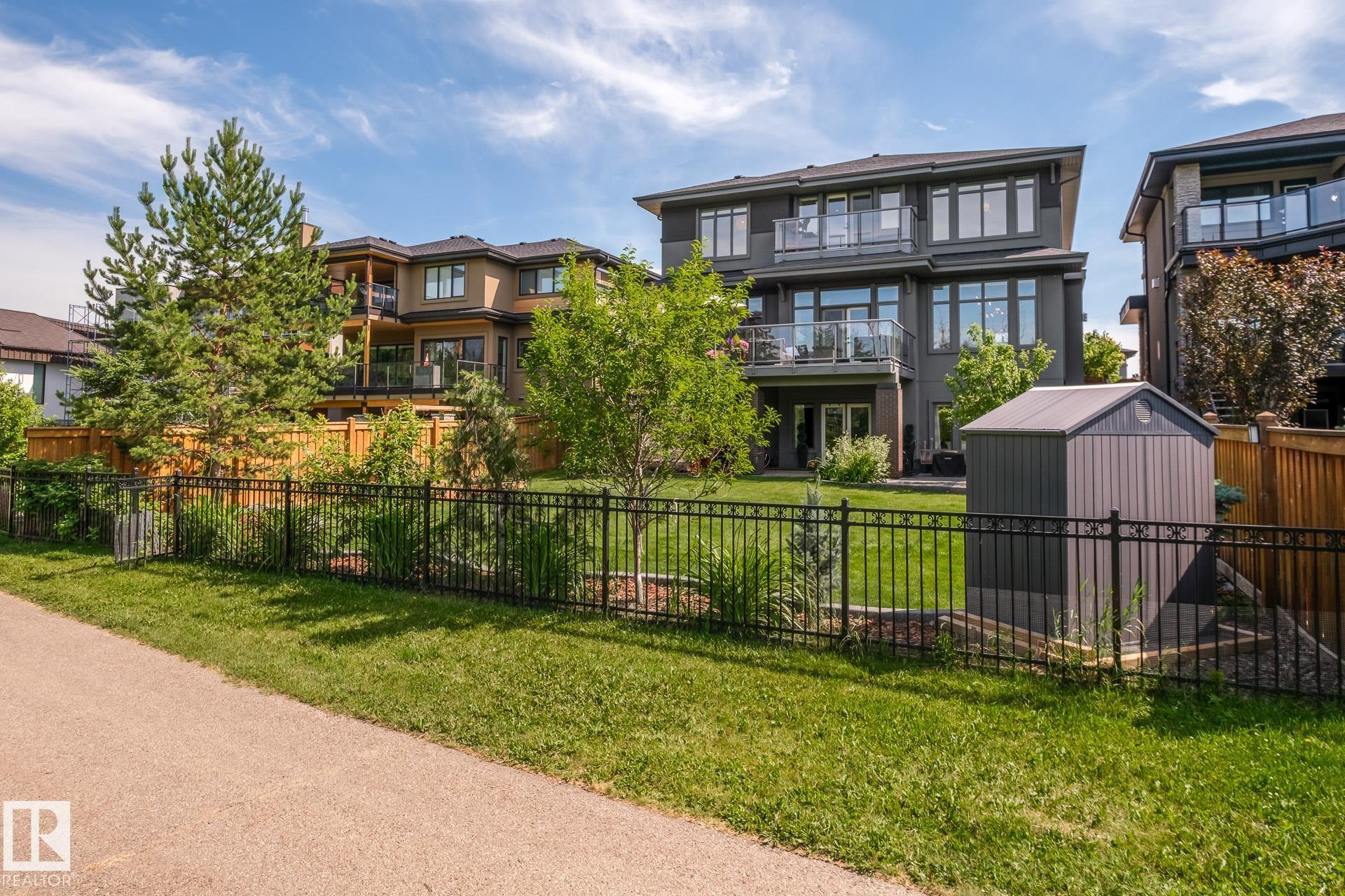 https://zimg.paragon.ice.com/ParagonImages/Property/PM/RAE/225418243/72/0/0/d9c826da93cc1300202e13db1fa51db8/1/fcce2685174b2f2e8154f79a800f413d/225418243-8943d44b-1b83-4d9e-abc7-ed431364eb20.JPG