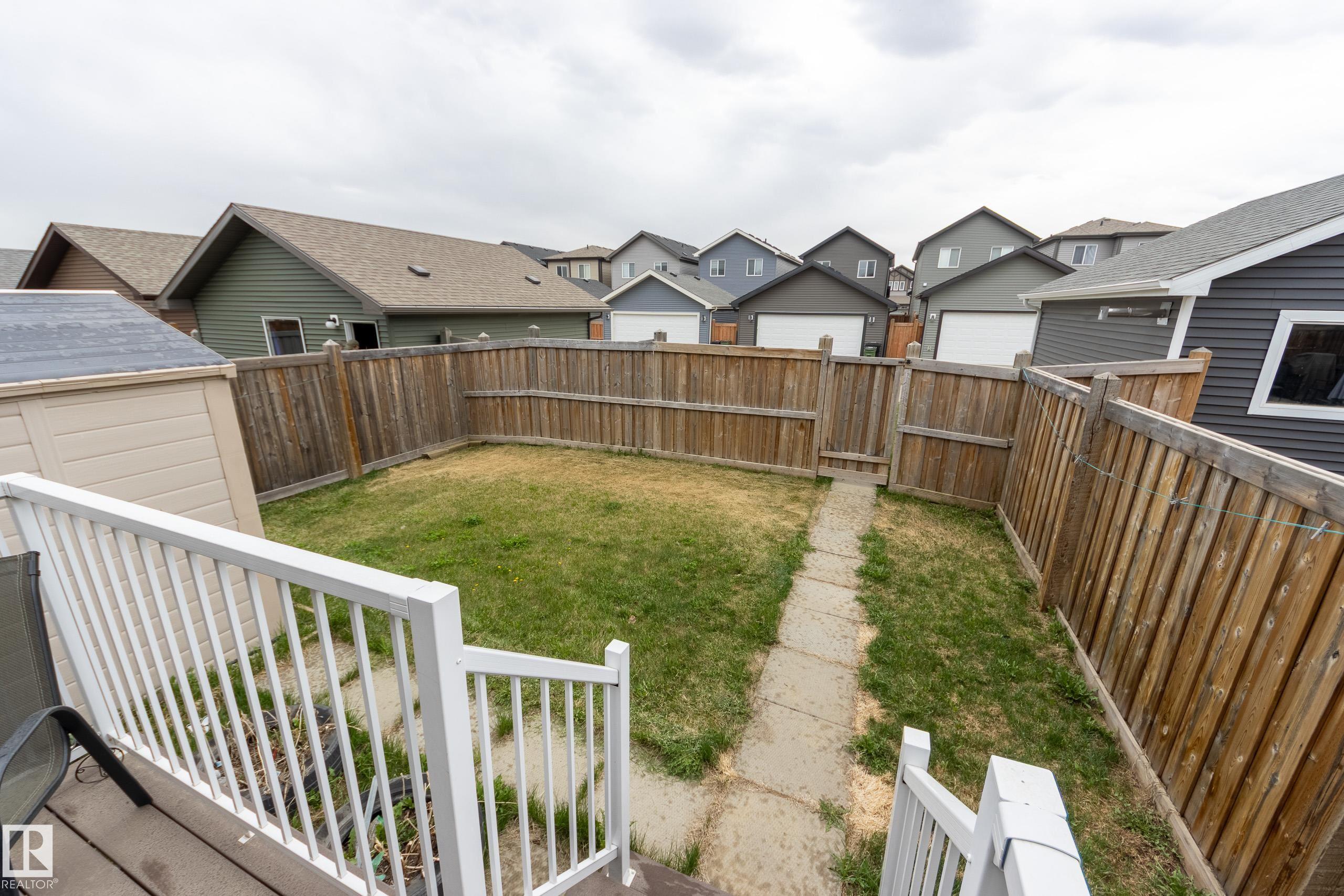 Listing photo thumbnail