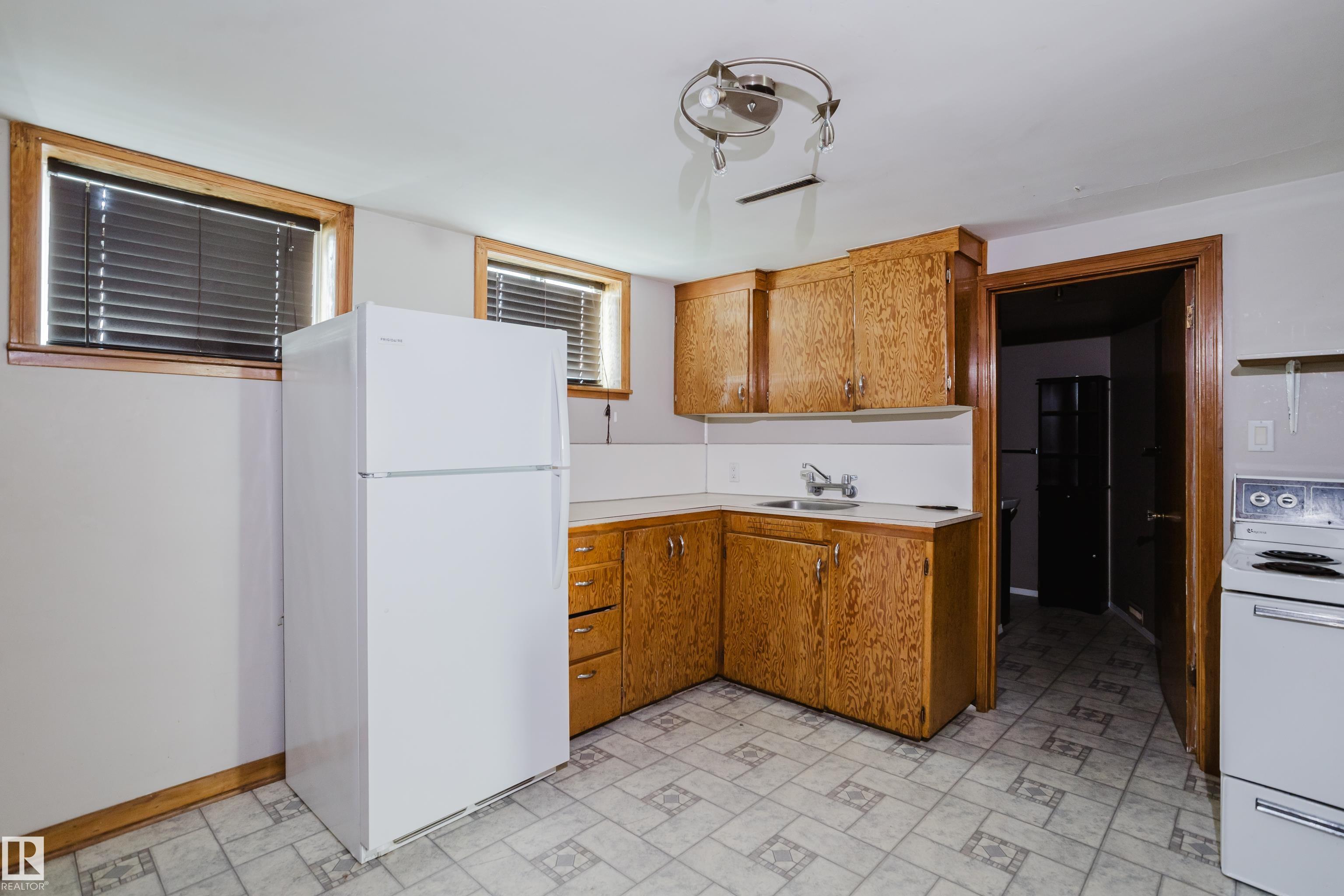 Photo 29 at 12811 117 Avenue NW, Inglewood, Edmonton