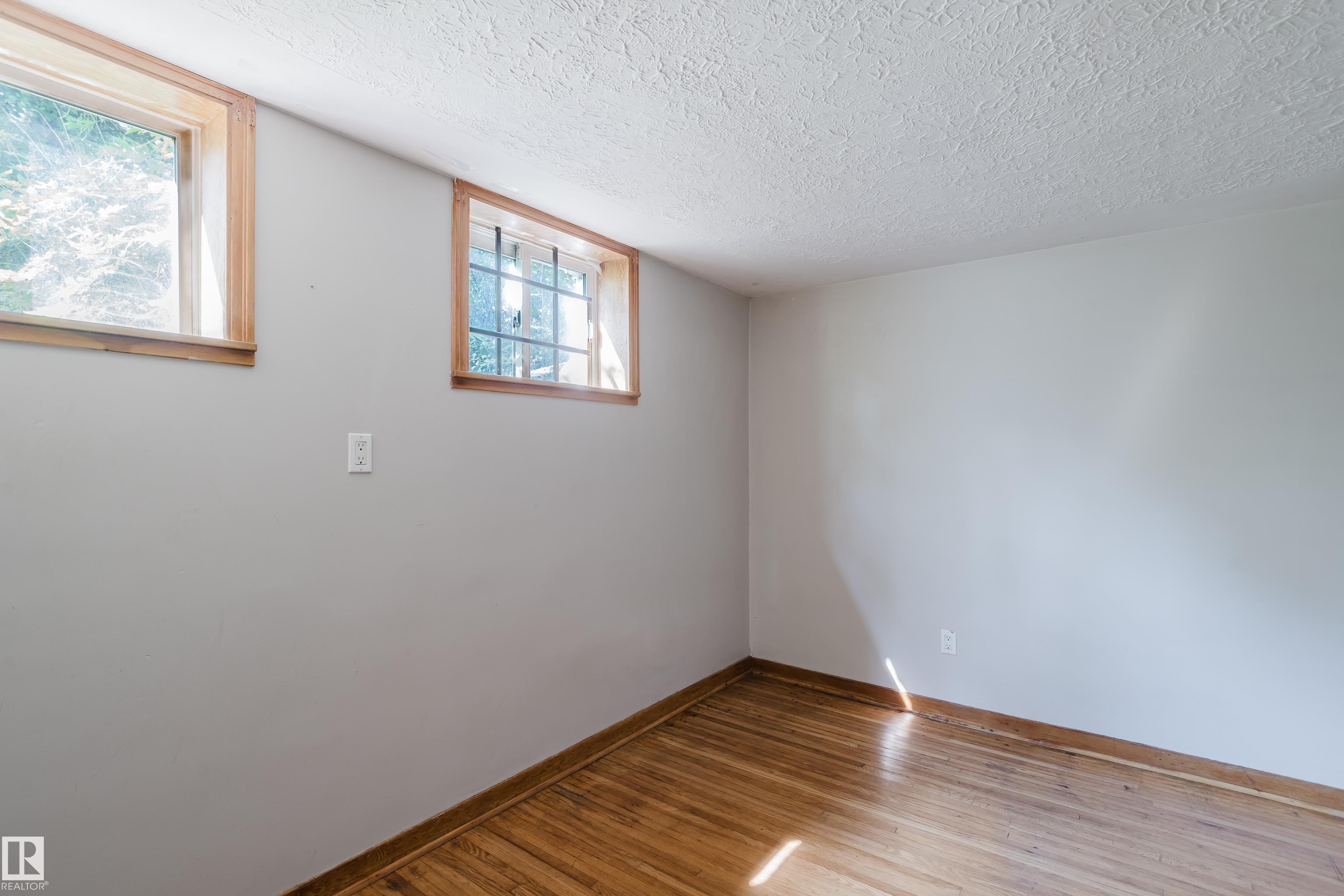 Photo 33 at 12811 117 Avenue NW, Inglewood, Edmonton