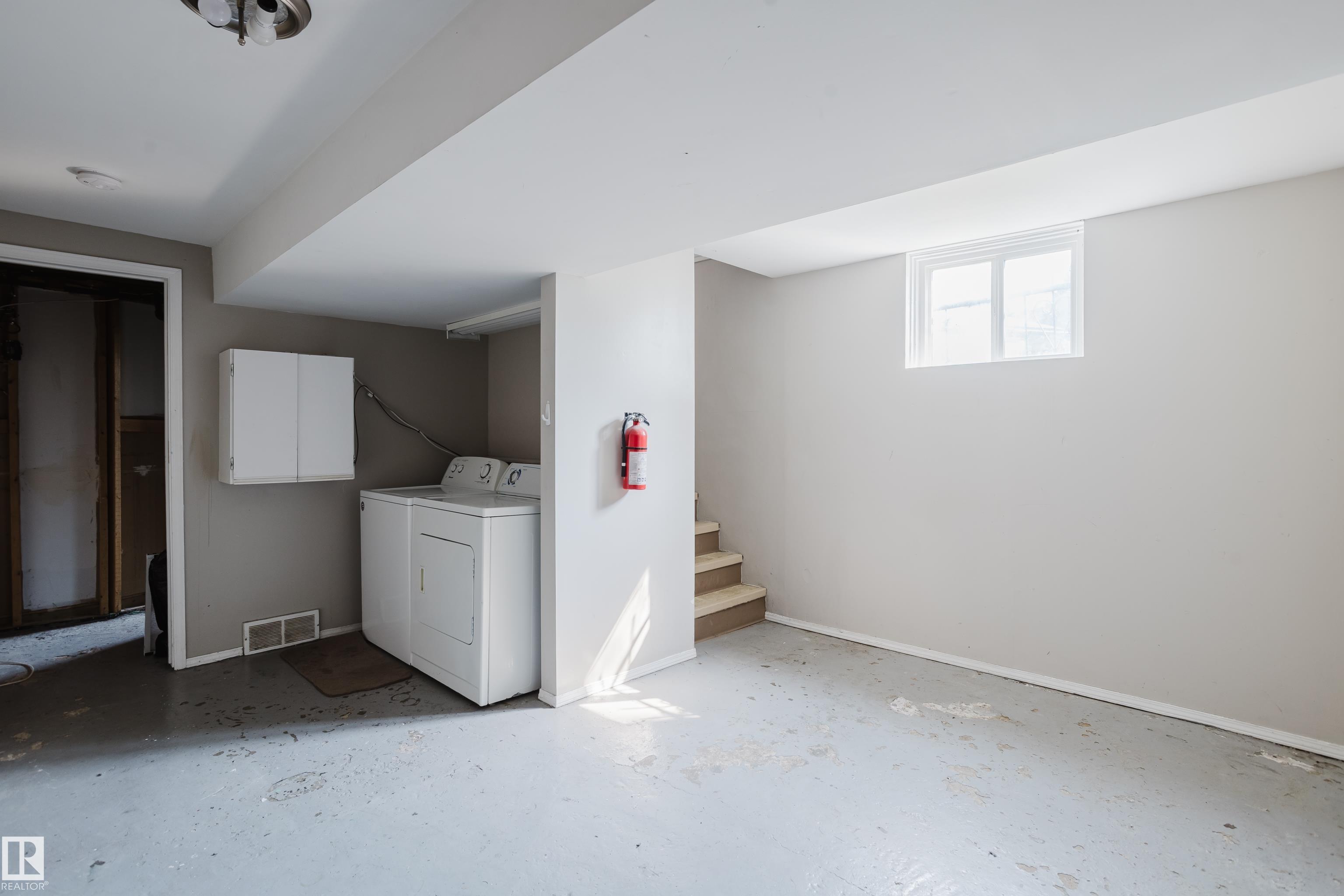Photo 37 at 12811 117 Avenue NW, Inglewood, Edmonton
